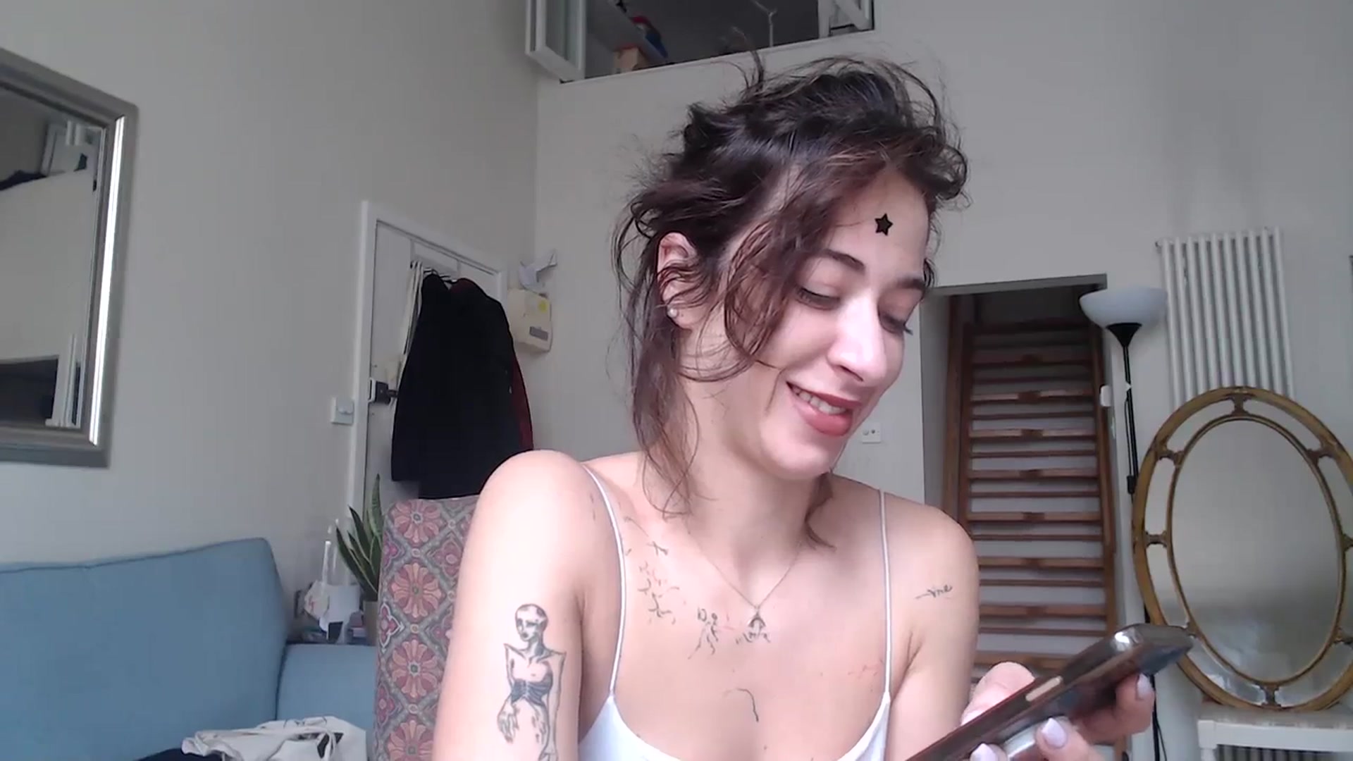 Gallery image thumbnail from KlaraDelgado's myfreecams stream on, 12/18/2023, 10:01 image 11 of 20