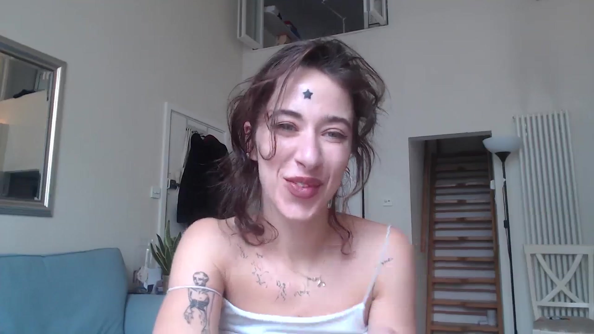 Gallery image thumbnail from KlaraDelgado's myfreecams stream on, 12/18/2023, 13:47 image 2 of 20