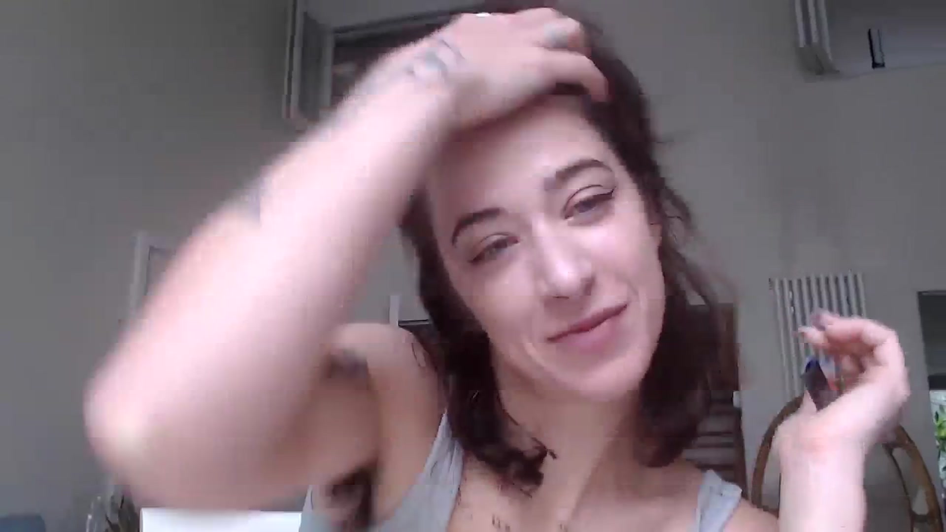 Gallery image thumbnail from KlaraDelgado's myfreecams stream on, 12/24/2023, 10:31 image 15 of 20