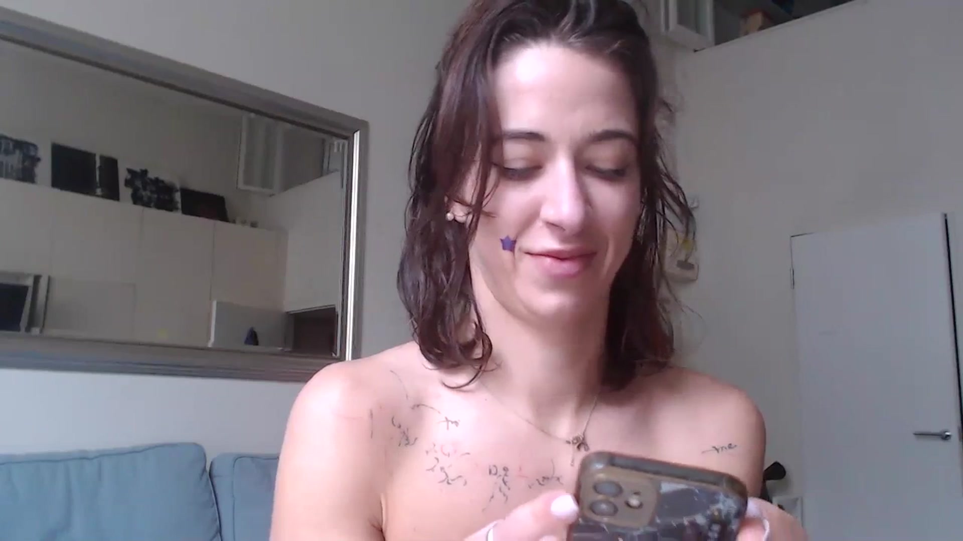 Gallery image thumbnail from KlaraDelgado's myfreecams stream on, 12/25/2023, 13:31 image 20 of 20
