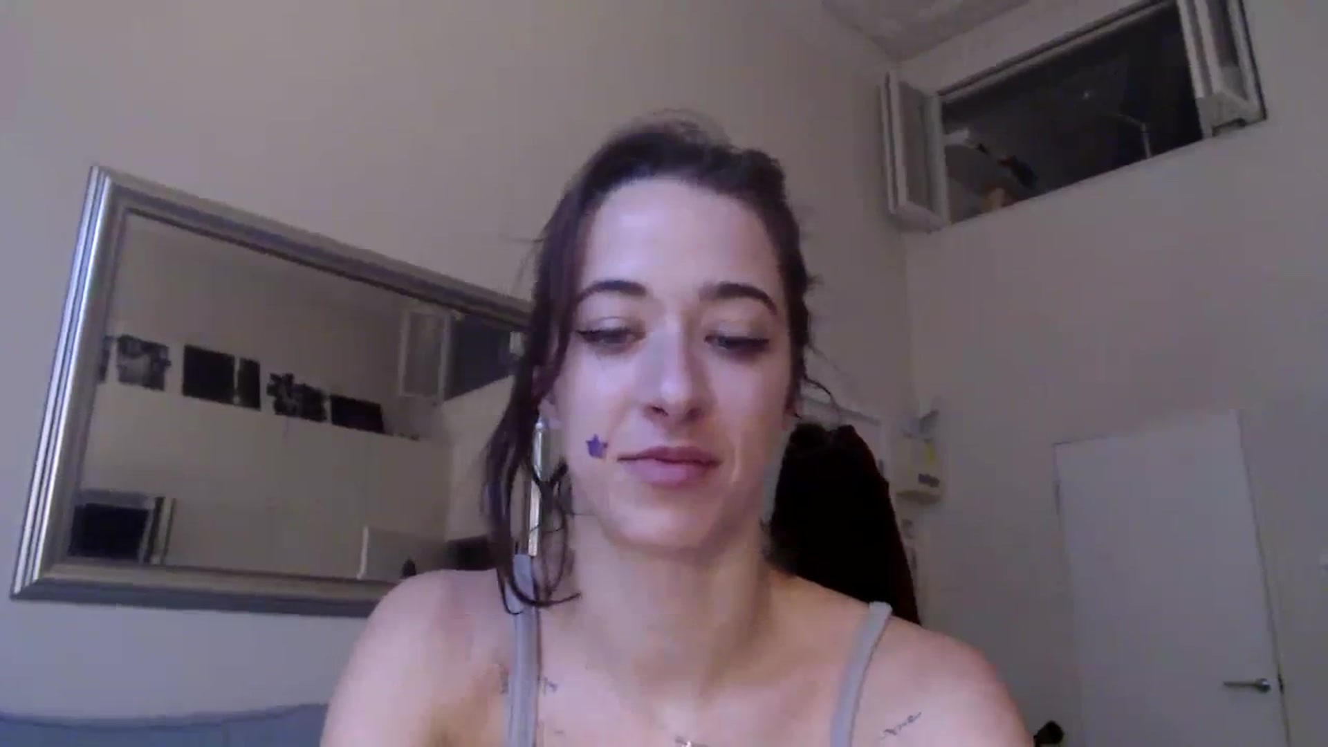 Gallery image thumbnail from KlaraDelgado's myfreecams stream on, 12/25/2023, 15:52 image 5 of 20