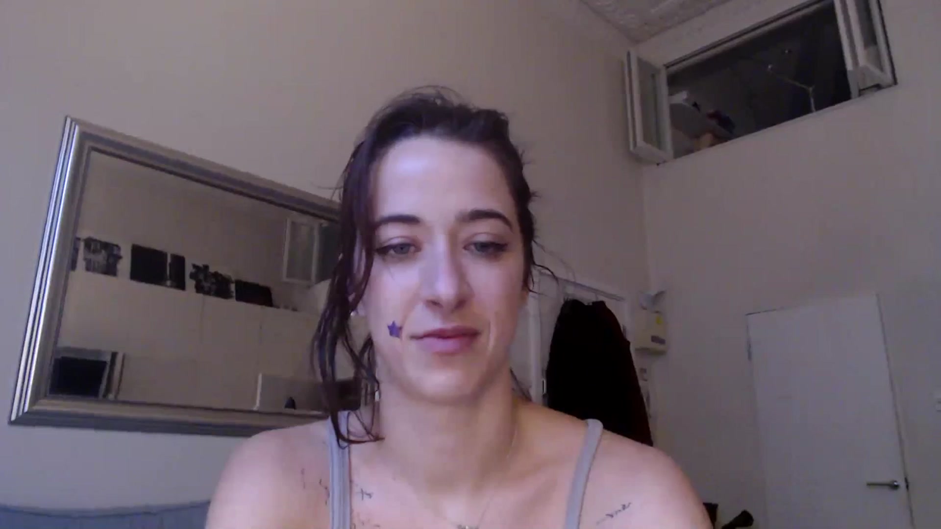 Gallery image thumbnail from KlaraDelgado's myfreecams stream on, 12/25/2023, 15:52 image 7 of 20