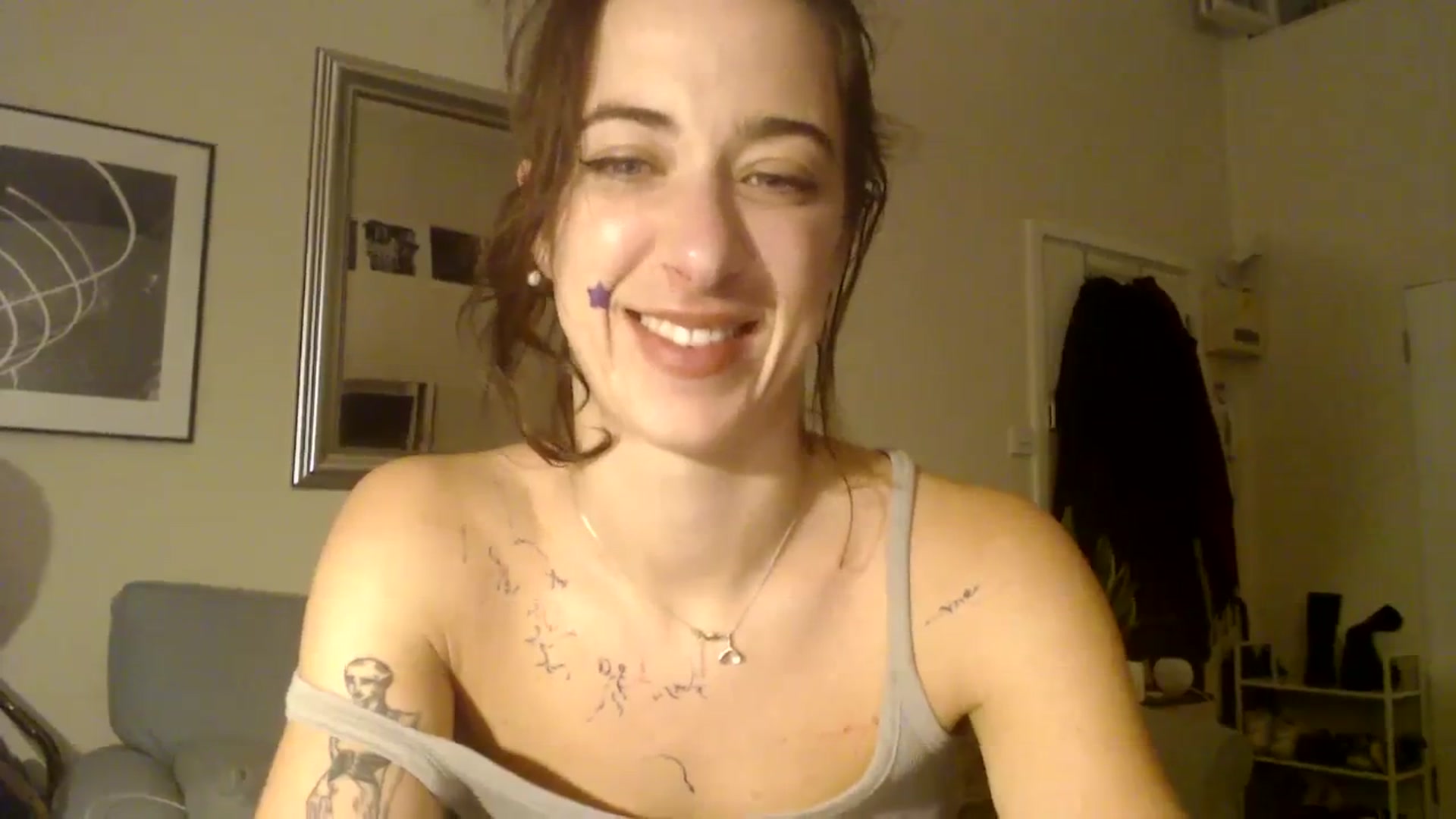 Gallery image thumbnail from KlaraDelgado's myfreecams stream on, 12/25/2023, 17:56 image 20 of 20