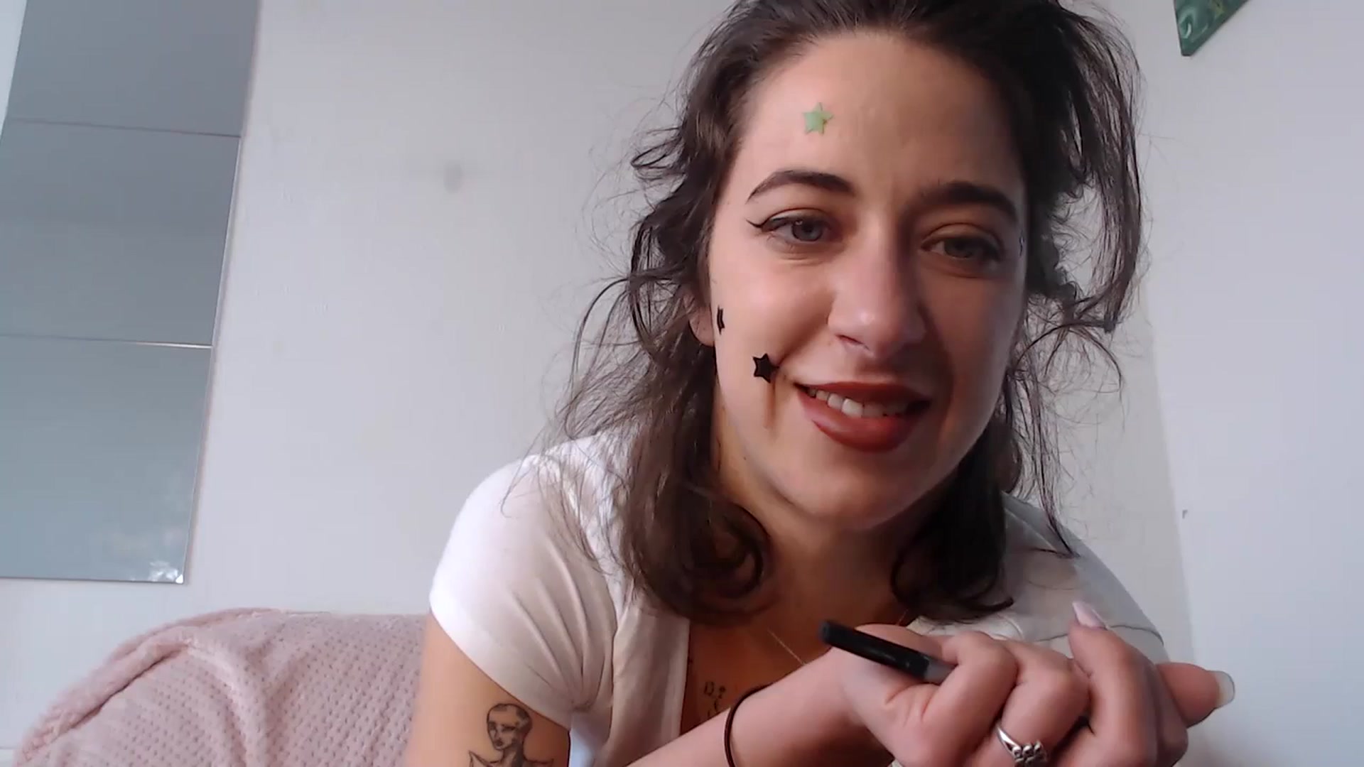 Gallery image thumbnail from KlaraDelgado's myfreecams stream on, 12/28/2023, 10:26 image 3 of 20