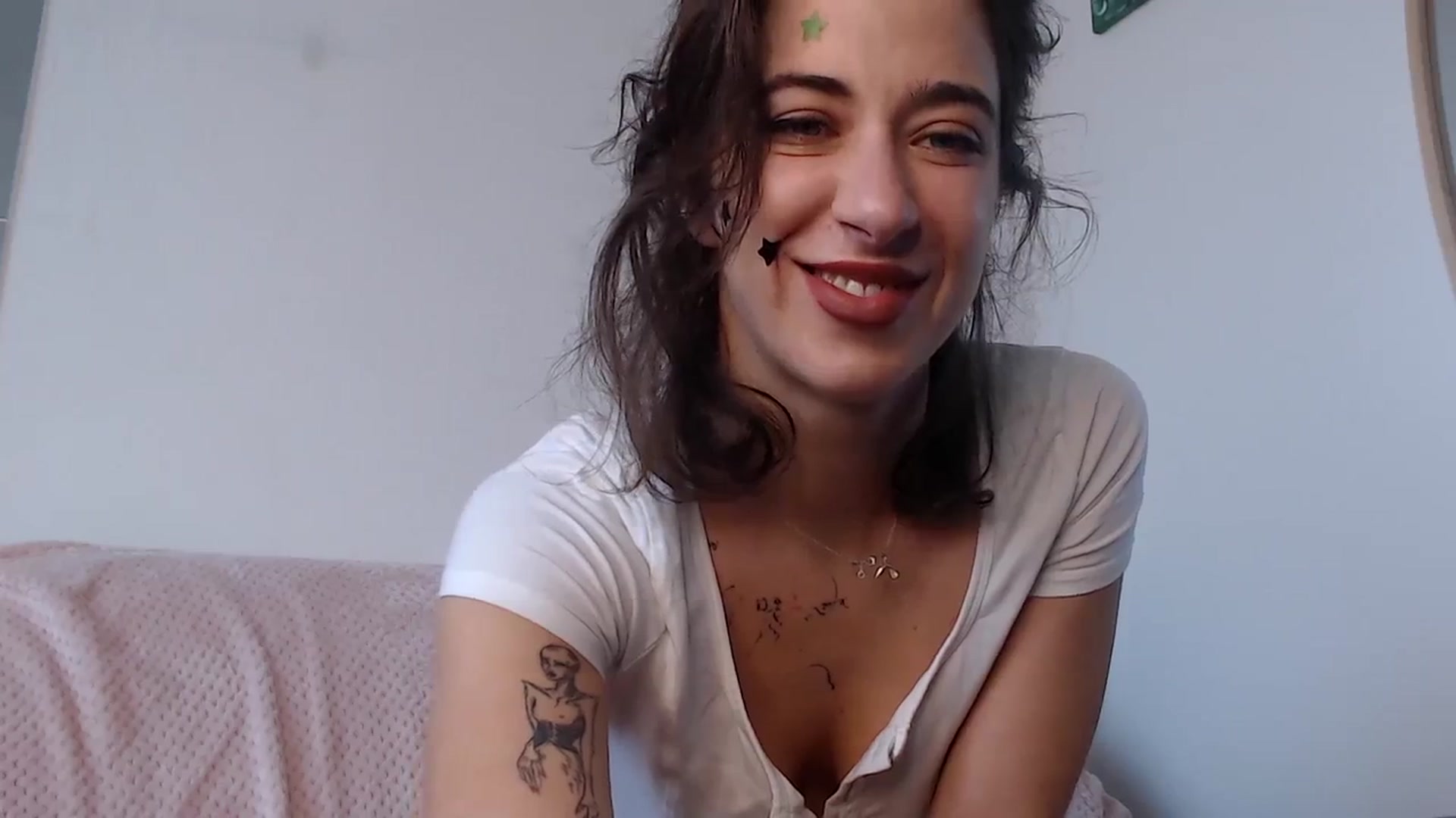 Gallery image thumbnail from KlaraDelgado's myfreecams stream on, 12/28/2023, 10:26 image 16 of 20
