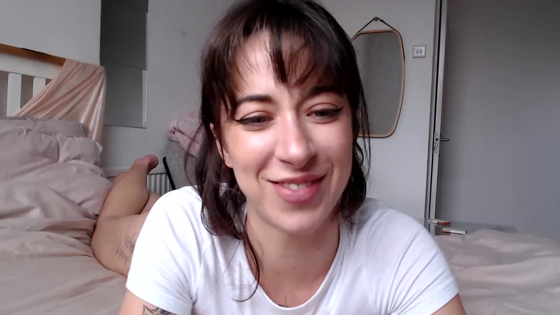 Gallery image thumbnail from KlaraDelgado's myfreecams stream on, 03/11/2024, 13:48 image 19 of 20