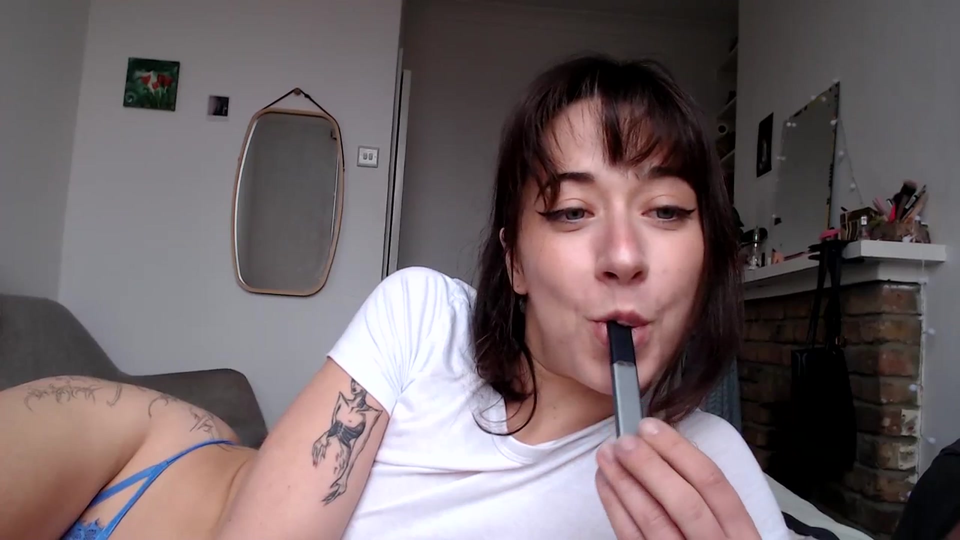 Gallery image thumbnail from KlaraDelgado's myfreecams stream on, 03/11/2024, 13:48 image 3 of 20