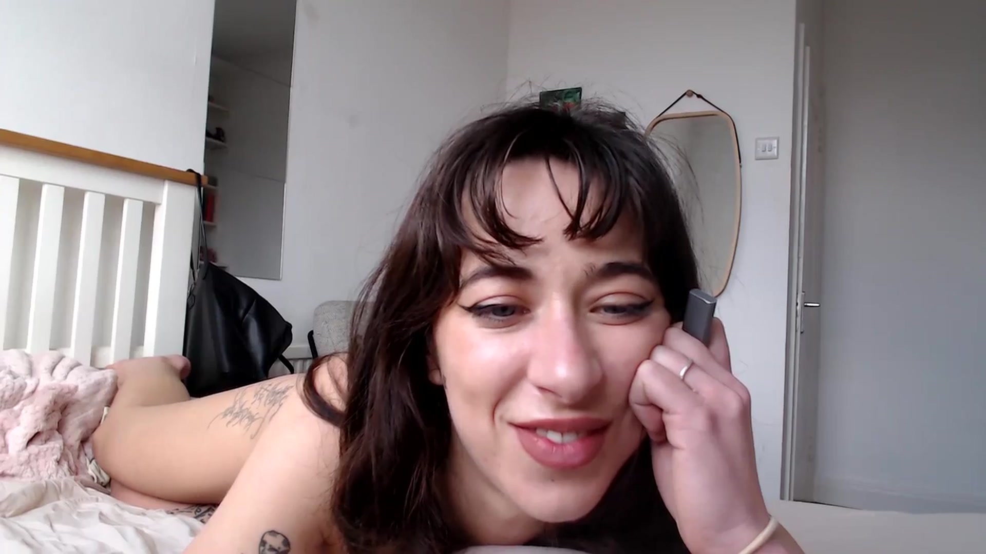 Gallery image thumbnail from KlaraDelgado's myfreecams stream on, 03/27/2024, 11:21 image 13 of 20