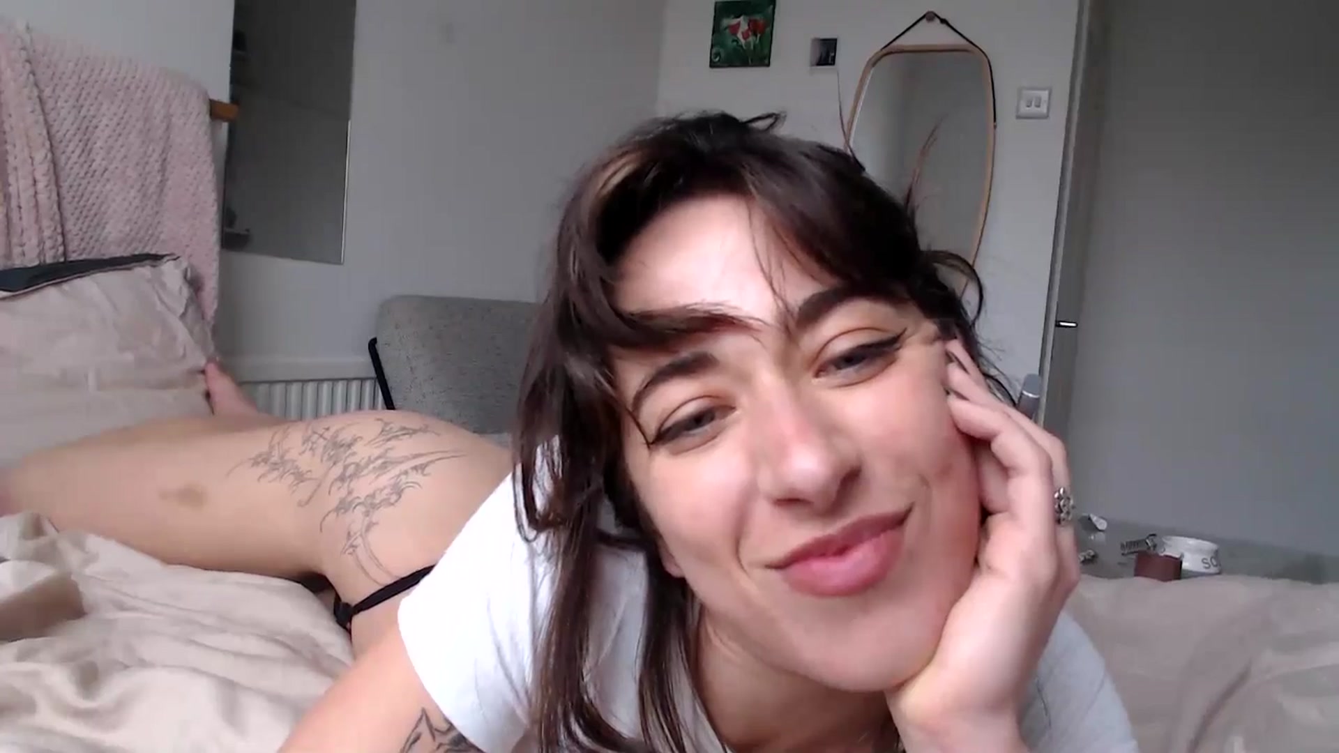 Gallery image thumbnail from KlaraDelgado's myfreecams stream on, 05/06/2024, 13:15 image 9 of 20