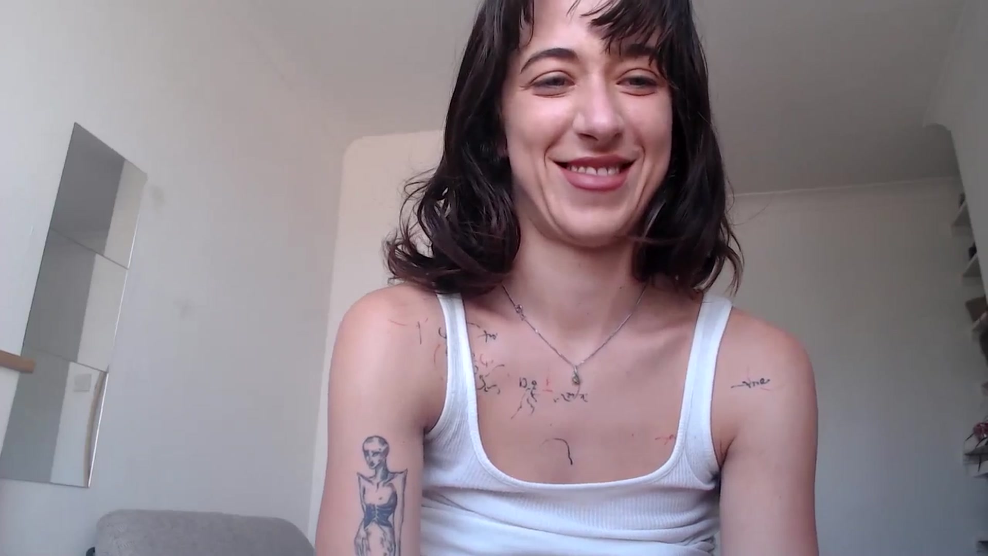 Gallery image thumbnail from KlaraDelgado's myfreecams stream on, 05/19/2024, 09:23 image 20 of 20