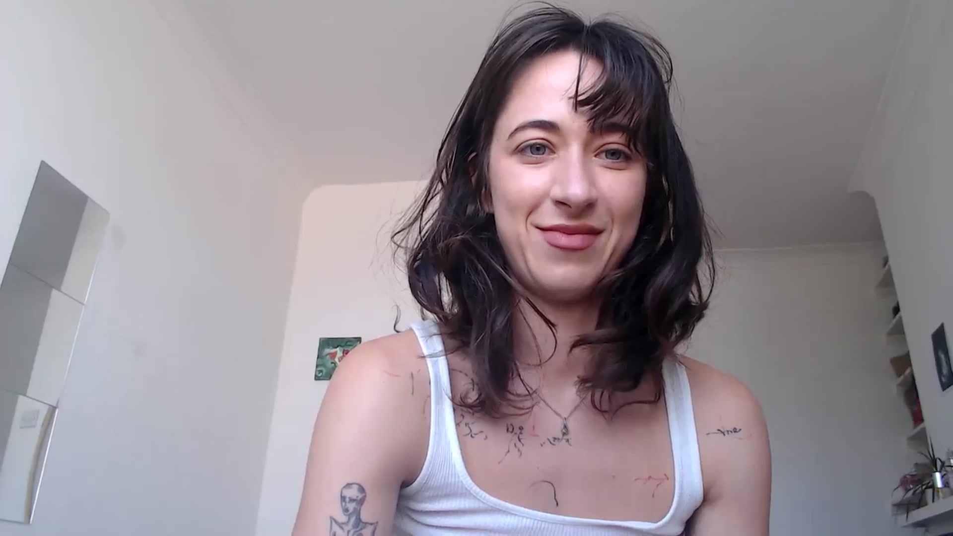 Gallery image thumbnail from KlaraDelgado's myfreecams stream on, 05/19/2024, 09:23 image 16 of 20