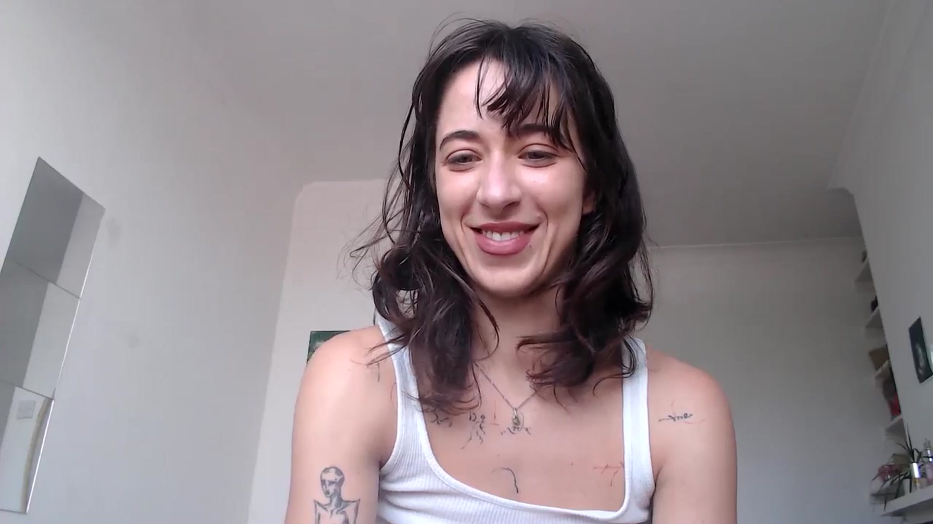 Gallery image thumbnail from KlaraDelgado's myfreecams stream on, 05/19/2024, 09:23 image 14 of 20