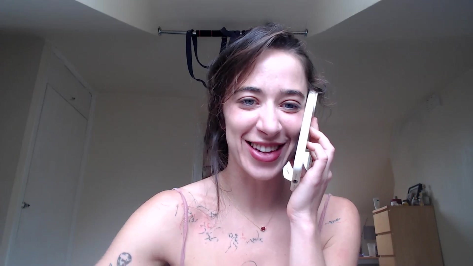 Gallery image thumbnail from KlaraDelgado's myfreecams stream on, 10/15/2025, 12:19 image 16 of 20