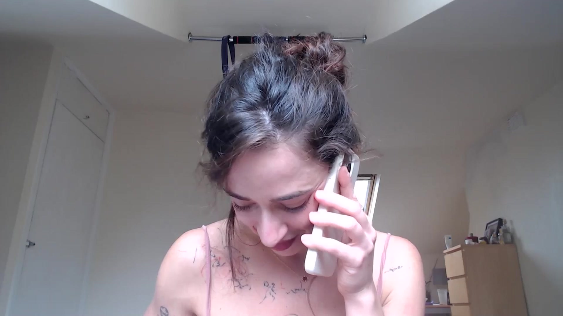Gallery image thumbnail from KlaraDelgado's myfreecams stream on, 10/15/2025, 12:19 image 18 of 20
