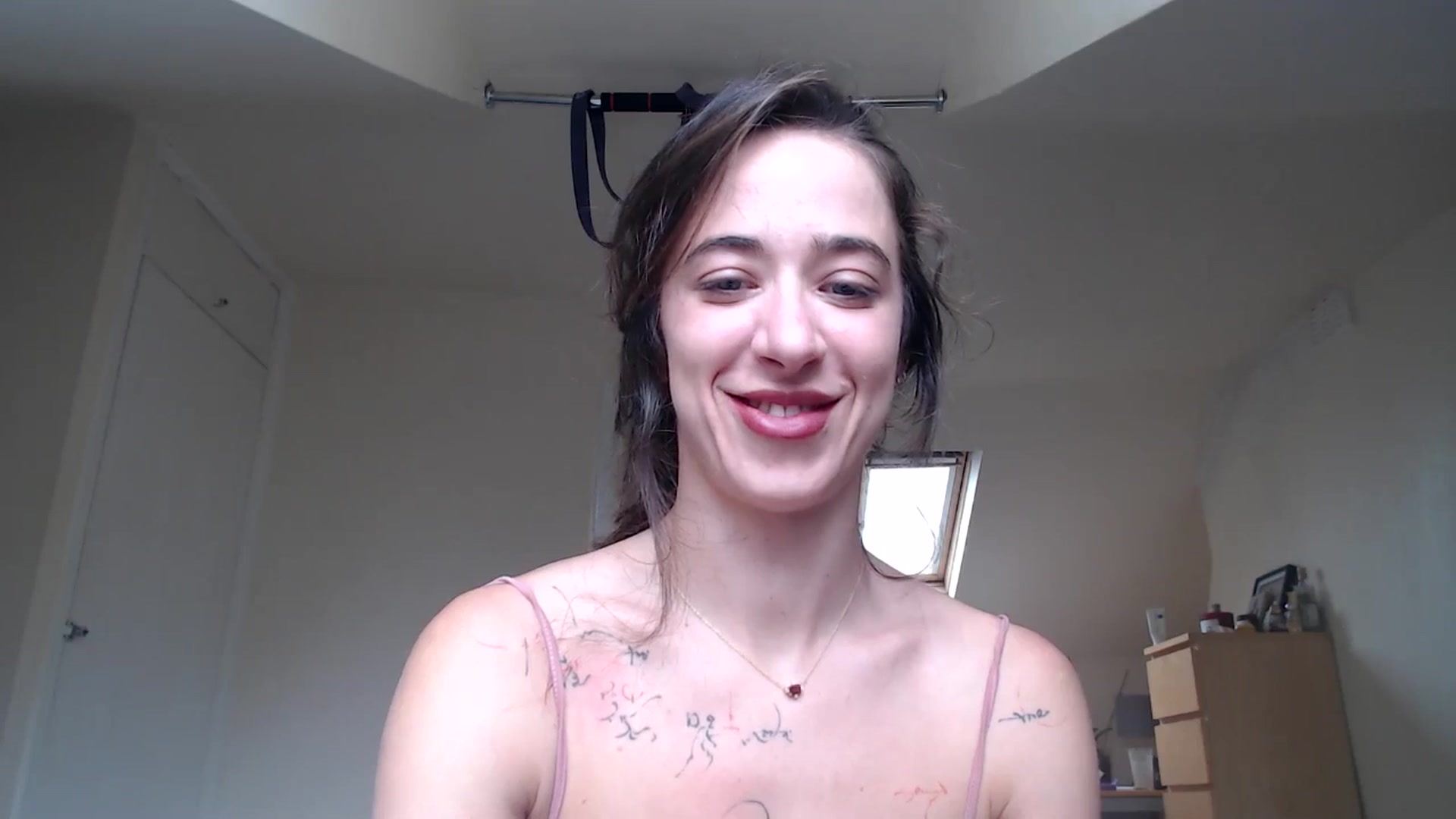 Gallery image thumbnail from KlaraDelgado's myfreecams stream on, 10/15/2025, 12:19 image 6 of 20
