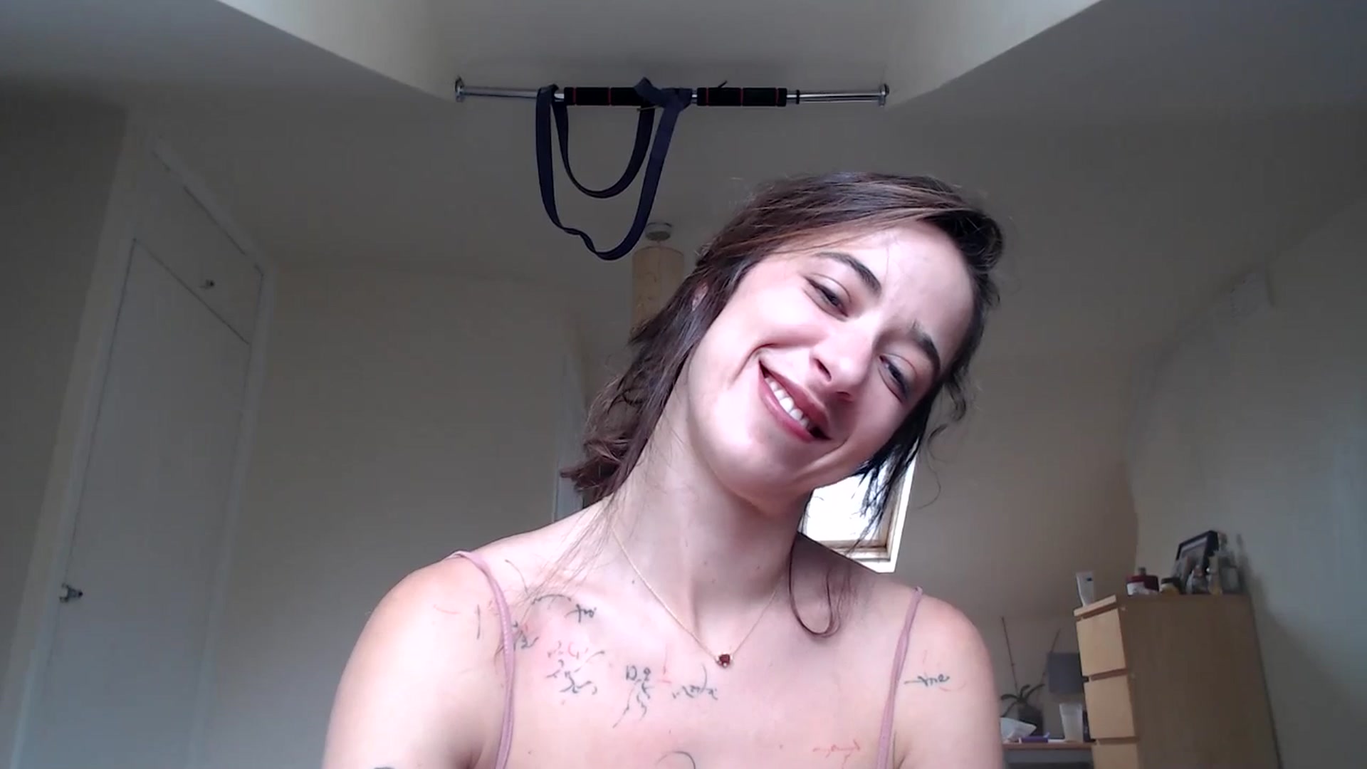 Gallery image thumbnail from KlaraDelgado's myfreecams stream on, 10/15/2025, 12:19 image 7 of 20