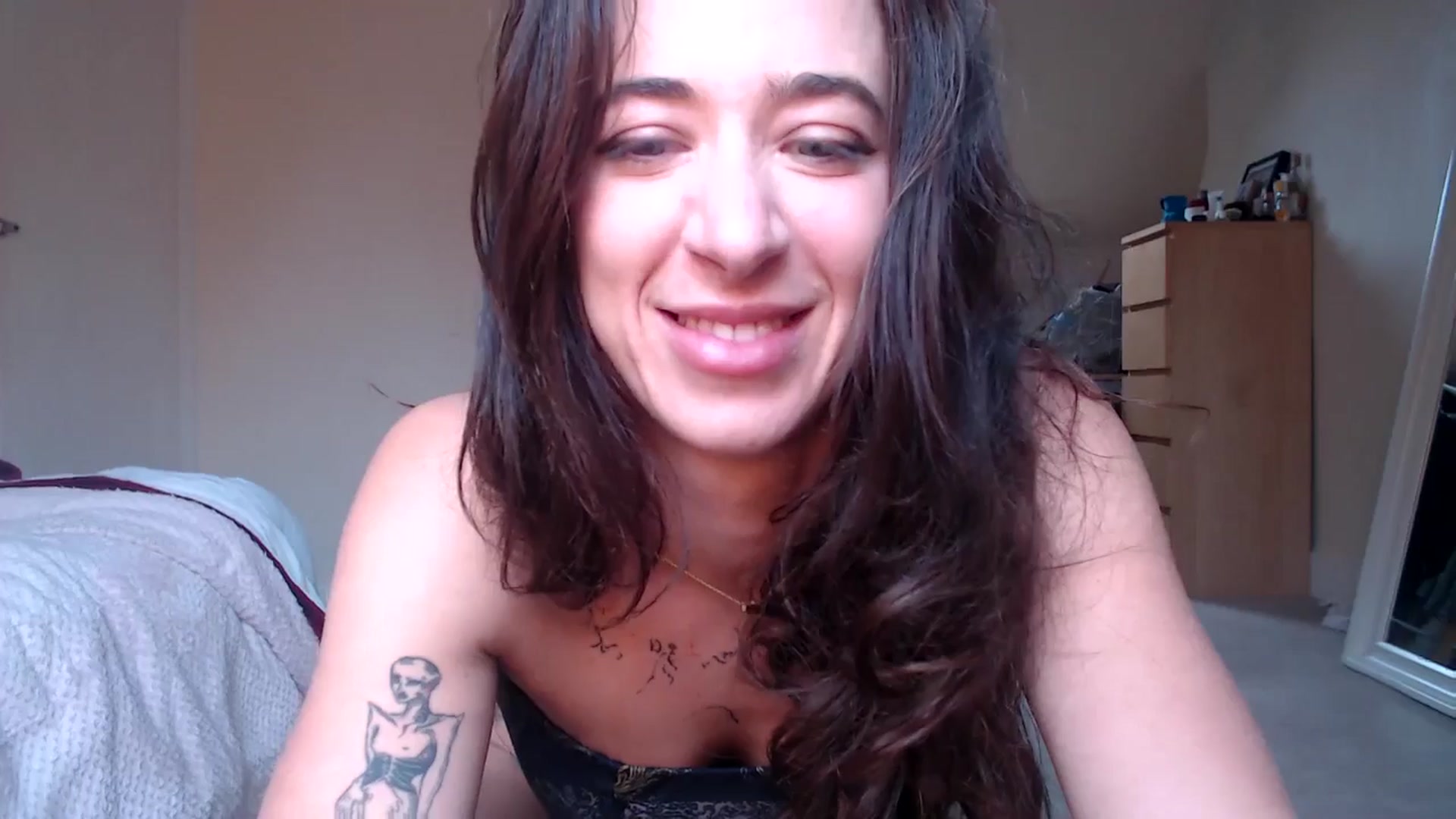 Gallery image thumbnail from KlaraDelgado's myfreecams stream on, 10/18/2025, 11:18 image 12 of 20