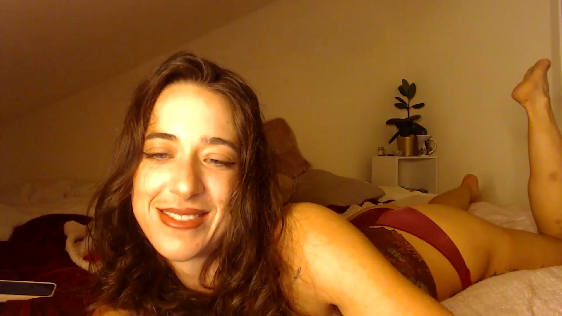 Gallery image thumbnail from KlaraDelgado's myfreecams stream on, 10/27/2025, 18:49 image 1 of 20