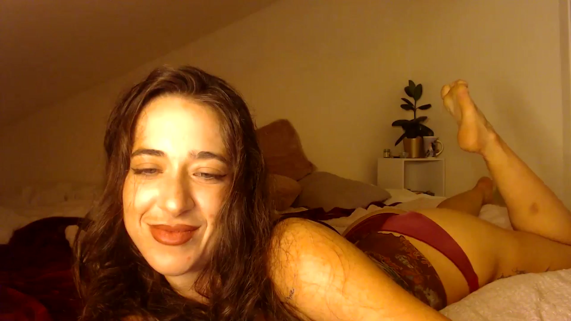 Gallery image thumbnail from KlaraDelgado's myfreecams stream on, 10/27/2025, 18:49 image 7 of 20