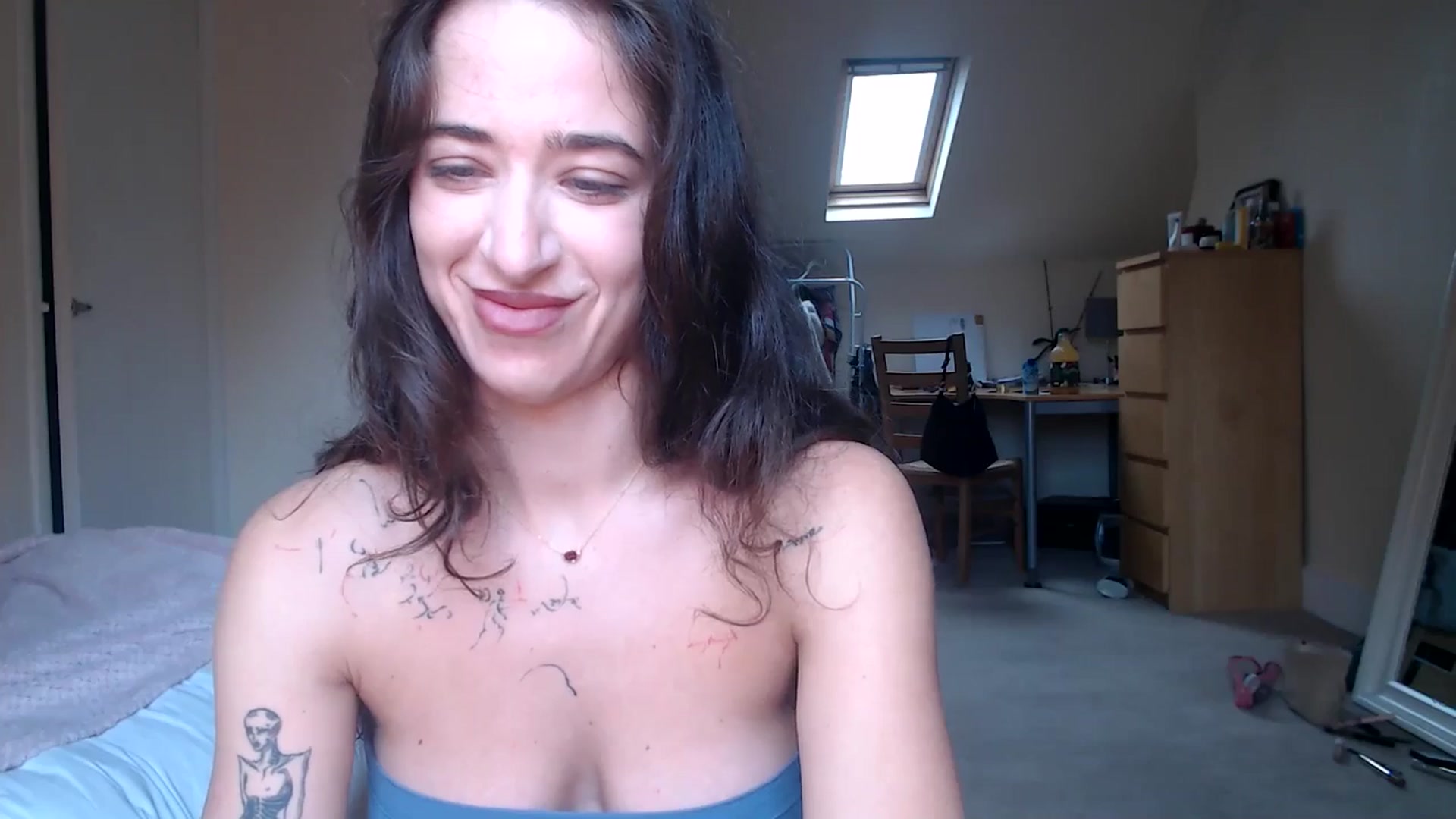 Gallery image thumbnail from KlaraDelgado's myfreecams stream on, 11/06/2025, 12:19 image 20 of 20