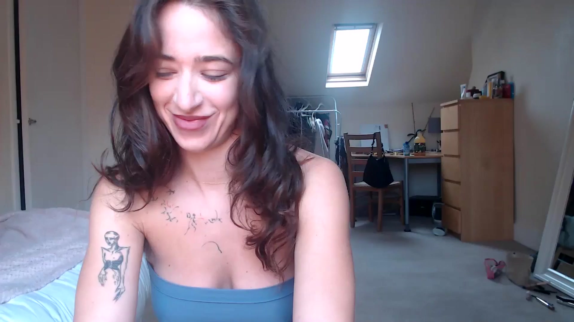 Gallery image thumbnail from KlaraDelgado's myfreecams stream on, 11/06/2025, 12:19 image 1 of 20