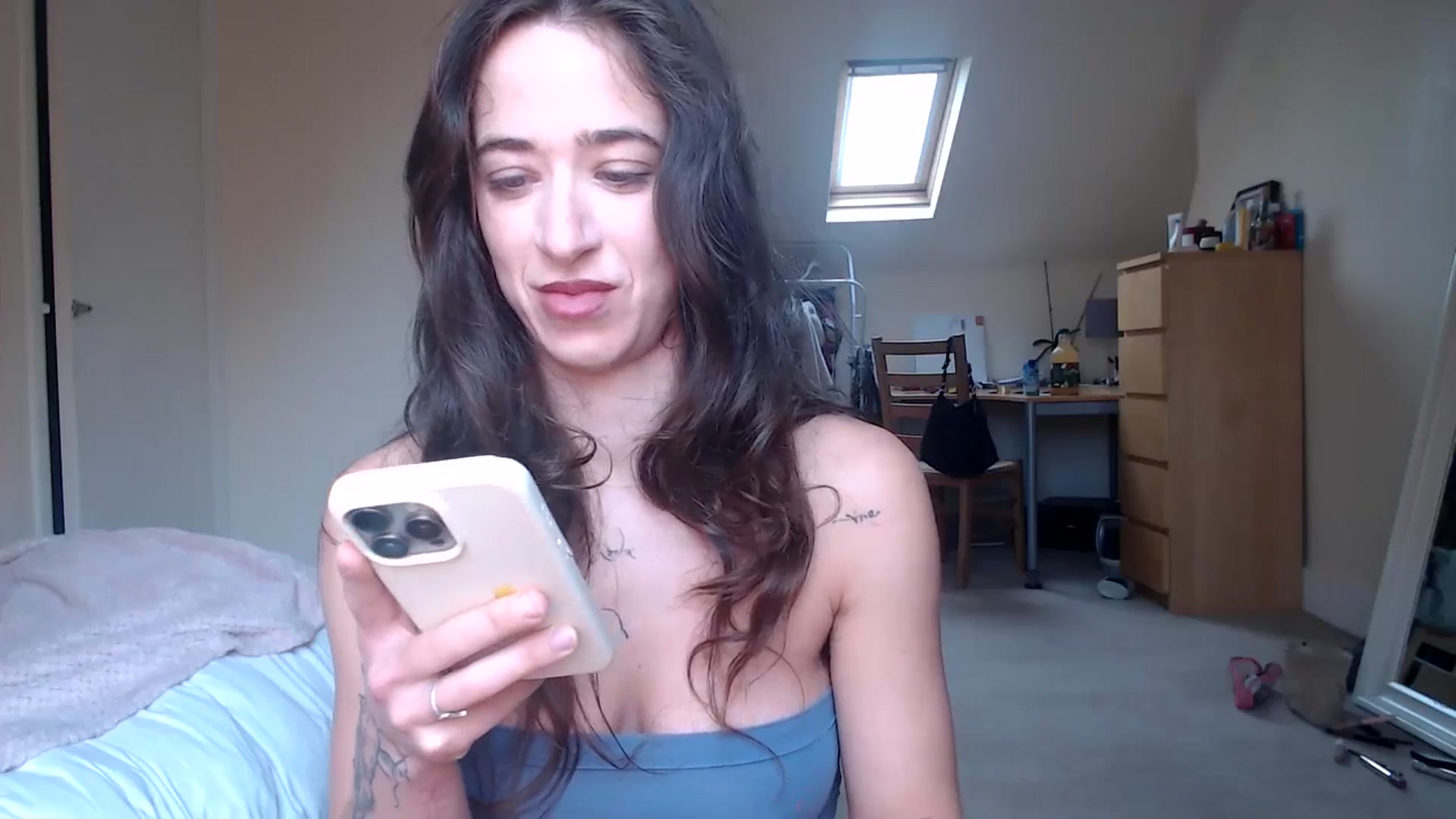 Gallery image thumbnail from KlaraDelgado's myfreecams stream on, 11/06/2025, 12:19 image 4 of 20