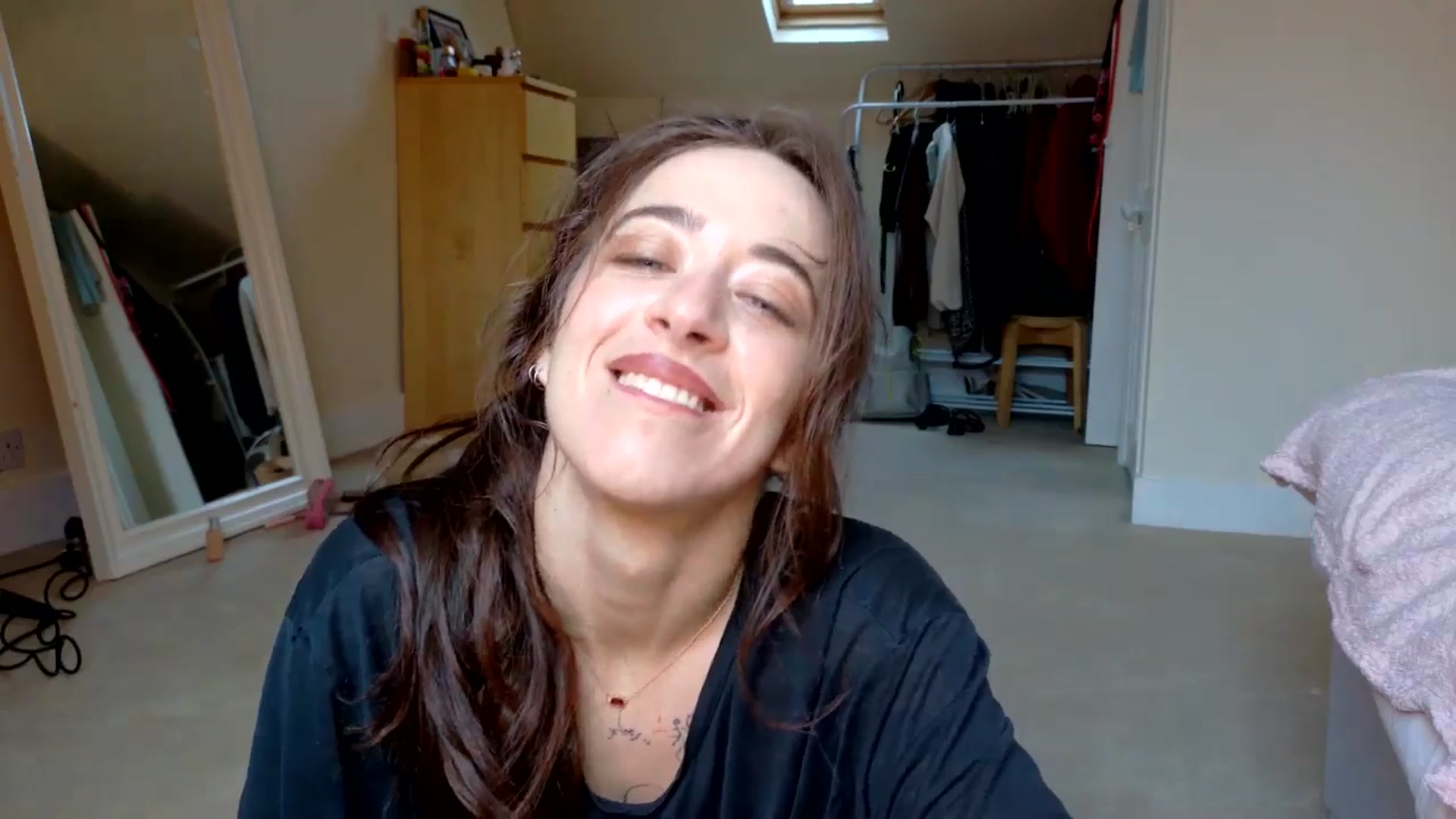 Gallery image thumbnail from KlaraDelgado's myfreecams stream on, 11/20/2025, 14:05 image 10 of 20