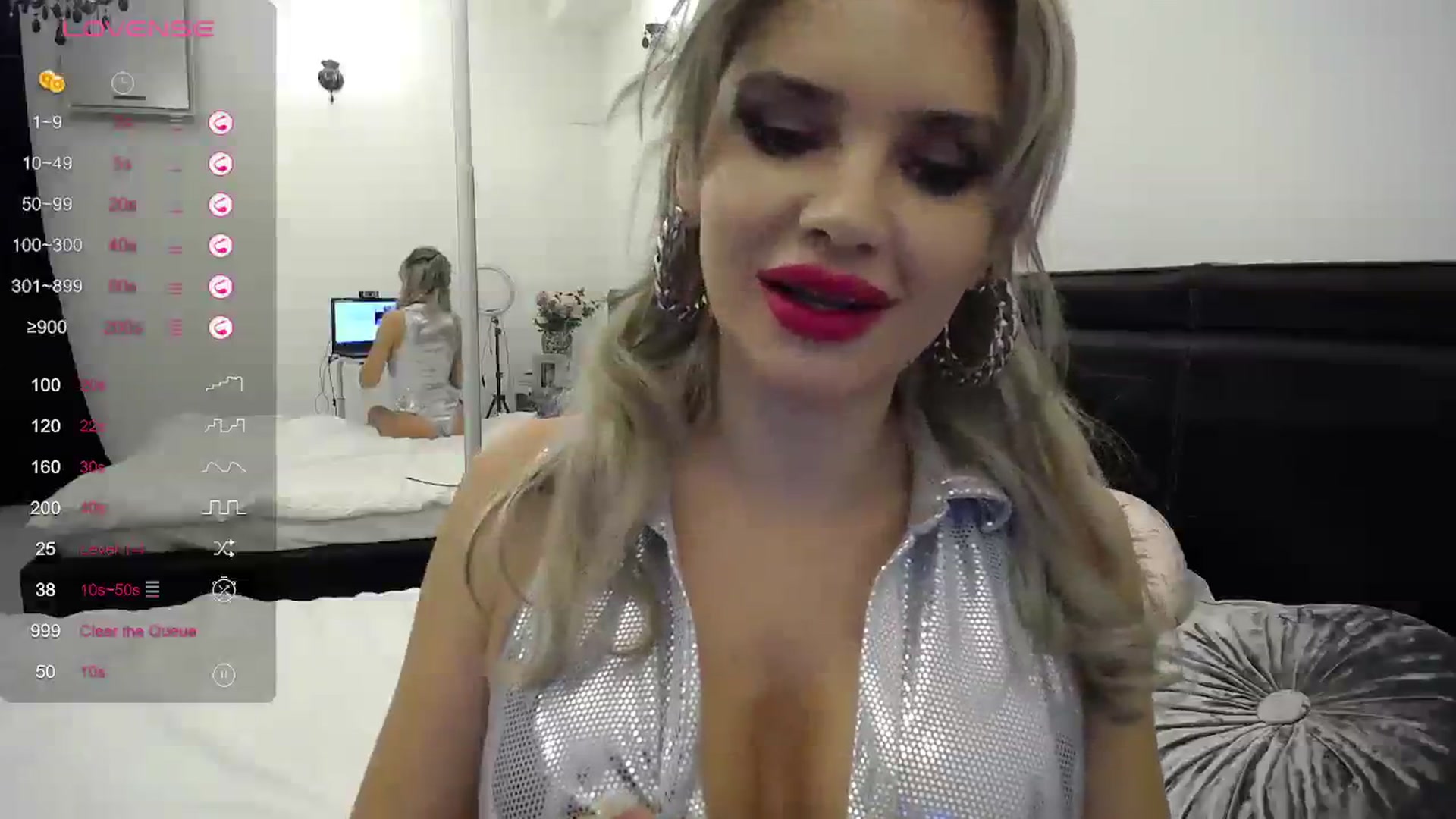 Gallery image thumbnail from Klara_Team's myfreecams stream on, 11/13/2023, 23:12 image 8 of 20