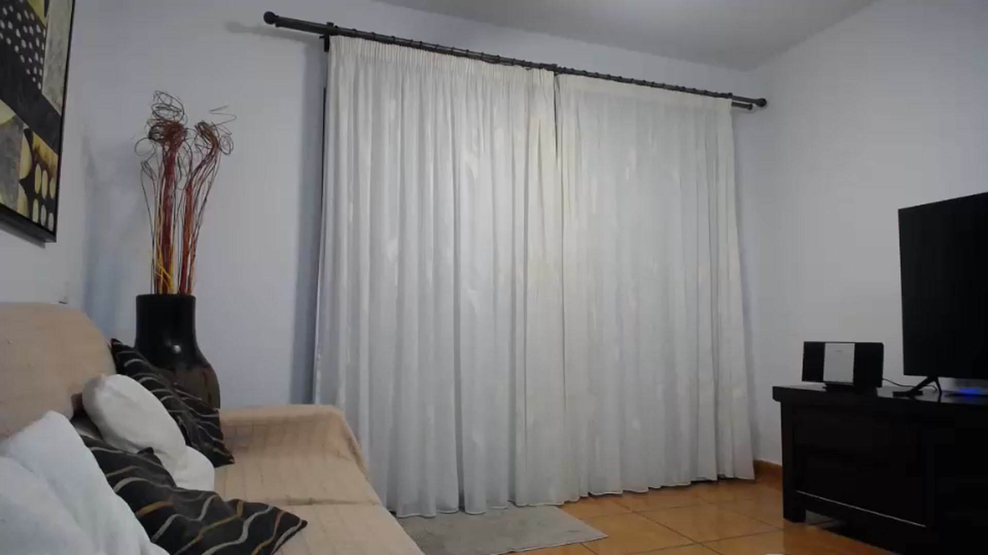 Gallery image thumbnail from Klara_Team's myfreecams stream on, 11/17/2023, 22:38 image 6 of 20