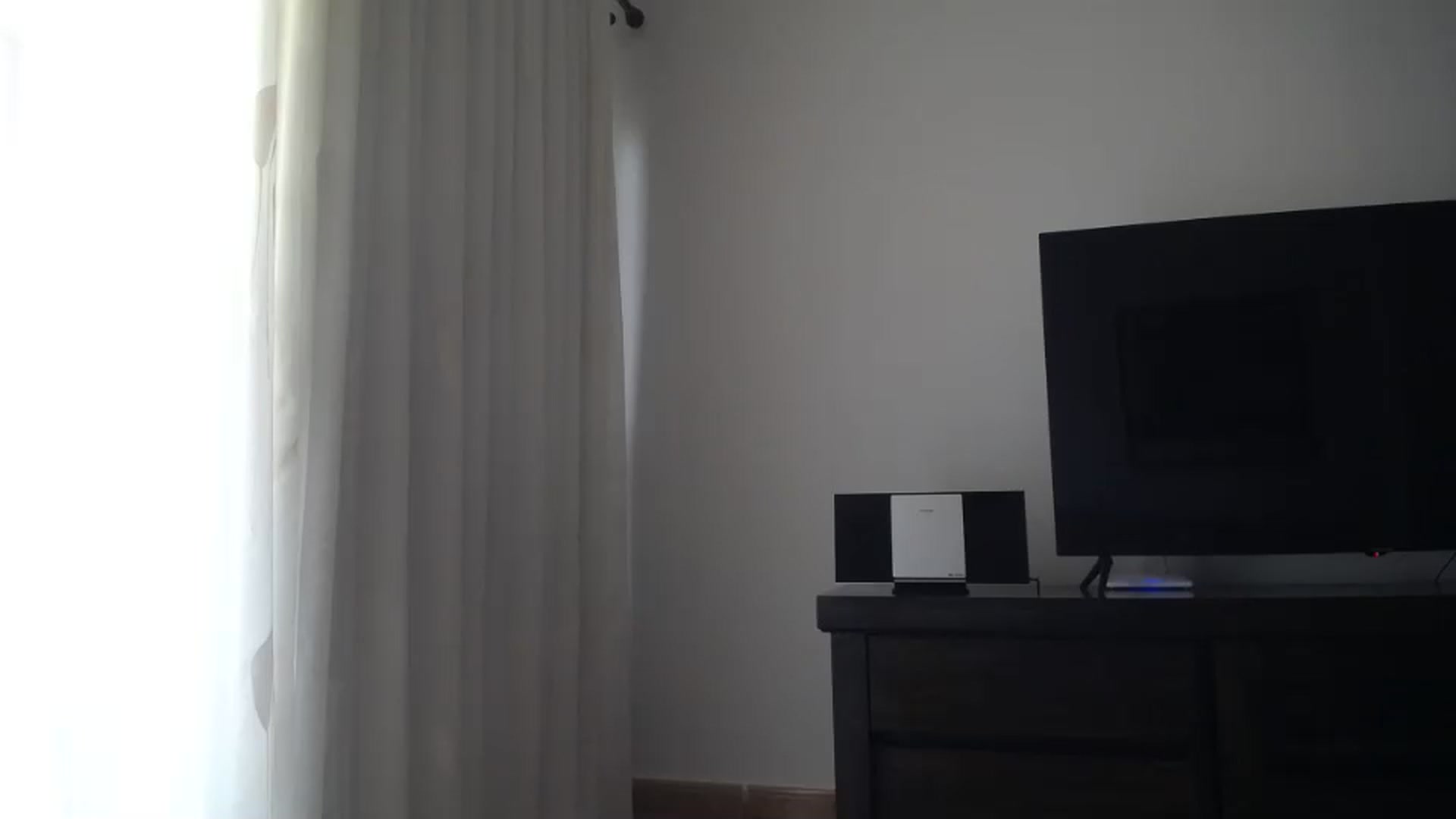 Gallery image thumbnail from Klara_Team's myfreecams stream on, 11/18/2023, 14:58 image 4 of 20