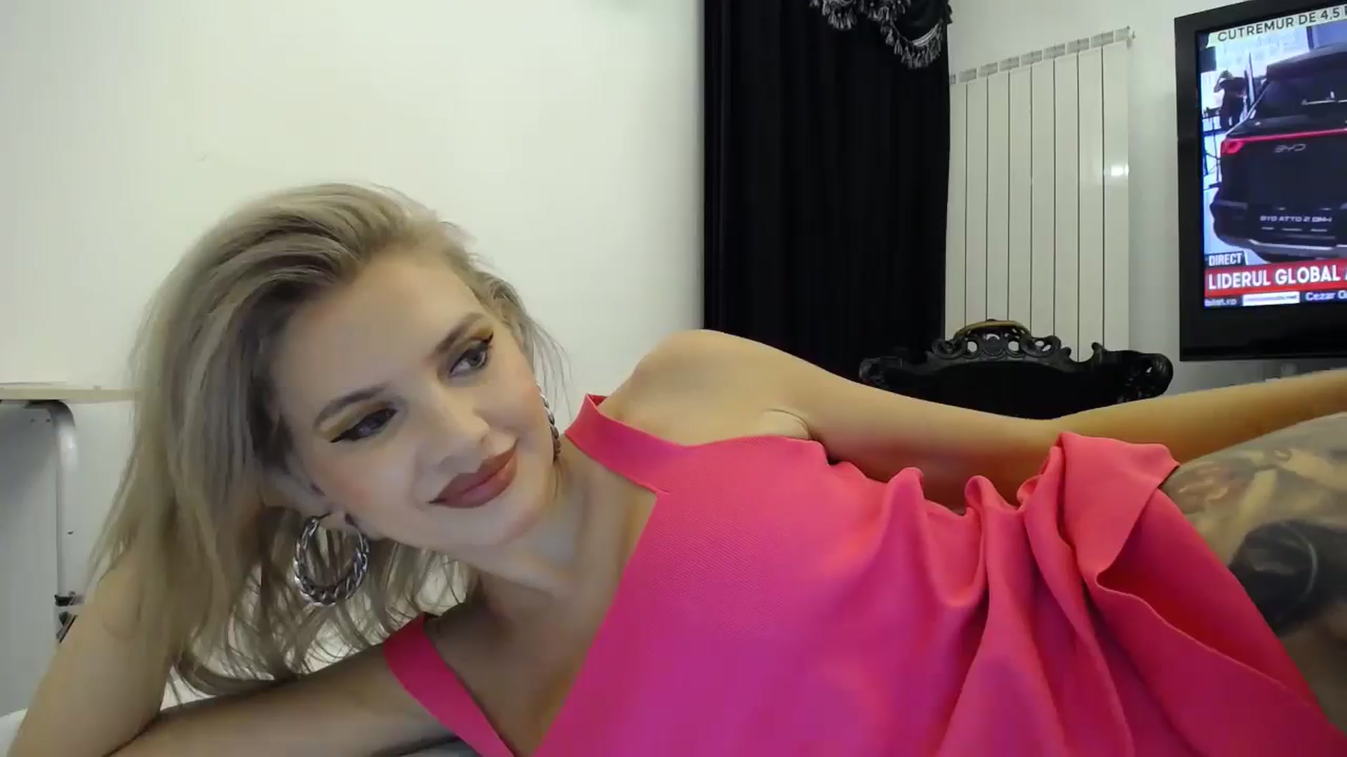 Gallery image thumbnail from Klarita's myfreecams stream on, 02/26/2026, 23:34 image 9 of 20