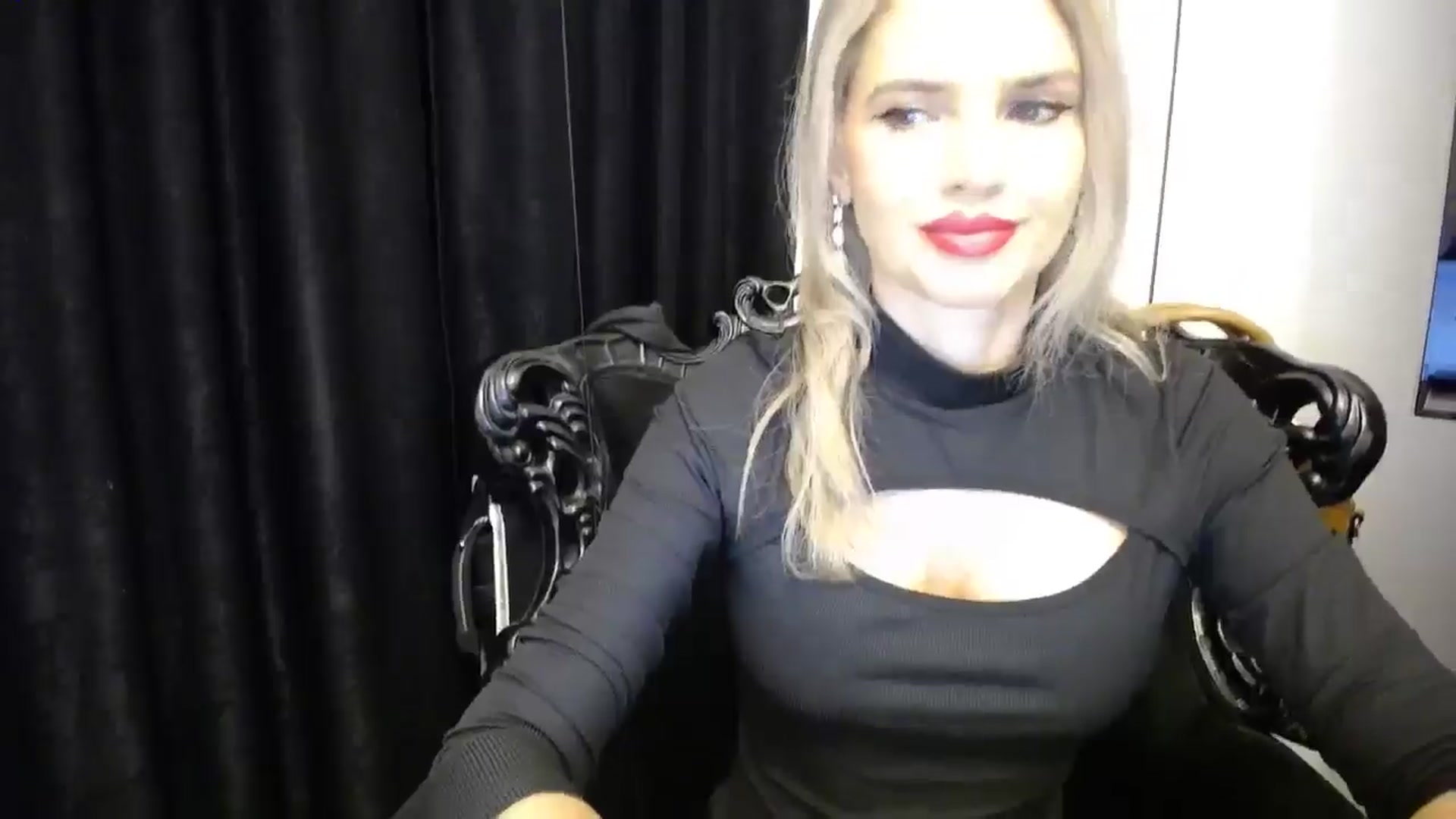 Gallery image thumbnail from Klarita's myfreecams stream on, 03/05/2026, 21:21 image 14 of 20