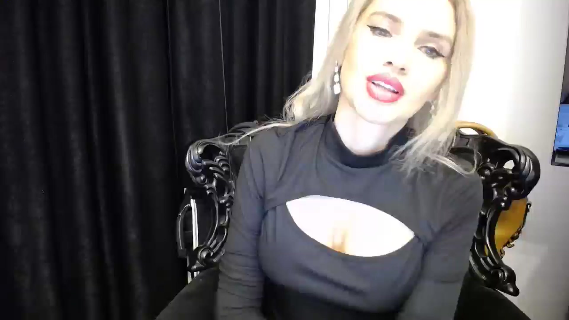 Gallery image thumbnail from Klarita's myfreecams stream on, 03/05/2026, 21:21 image 13 of 20