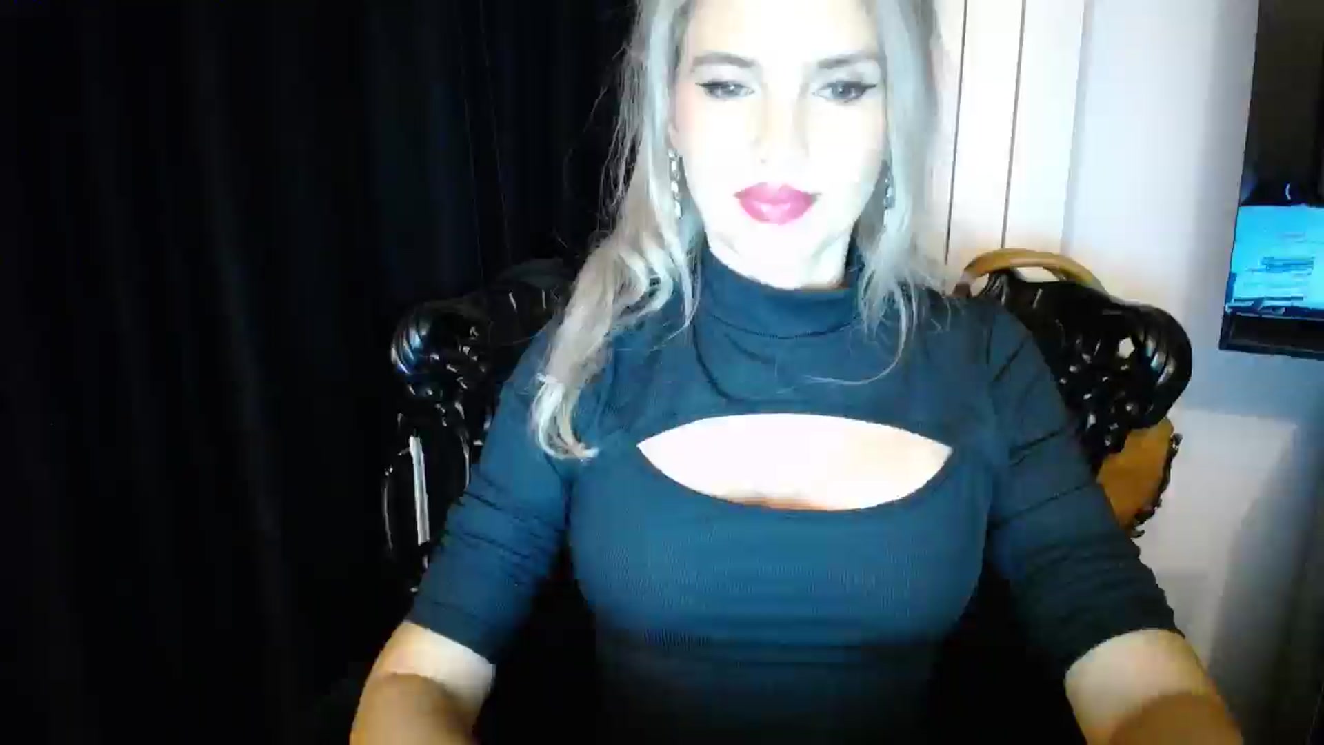 Gallery image thumbnail from Klarita's myfreecams stream on, 03/05/2026, 22:03 image 6 of 20