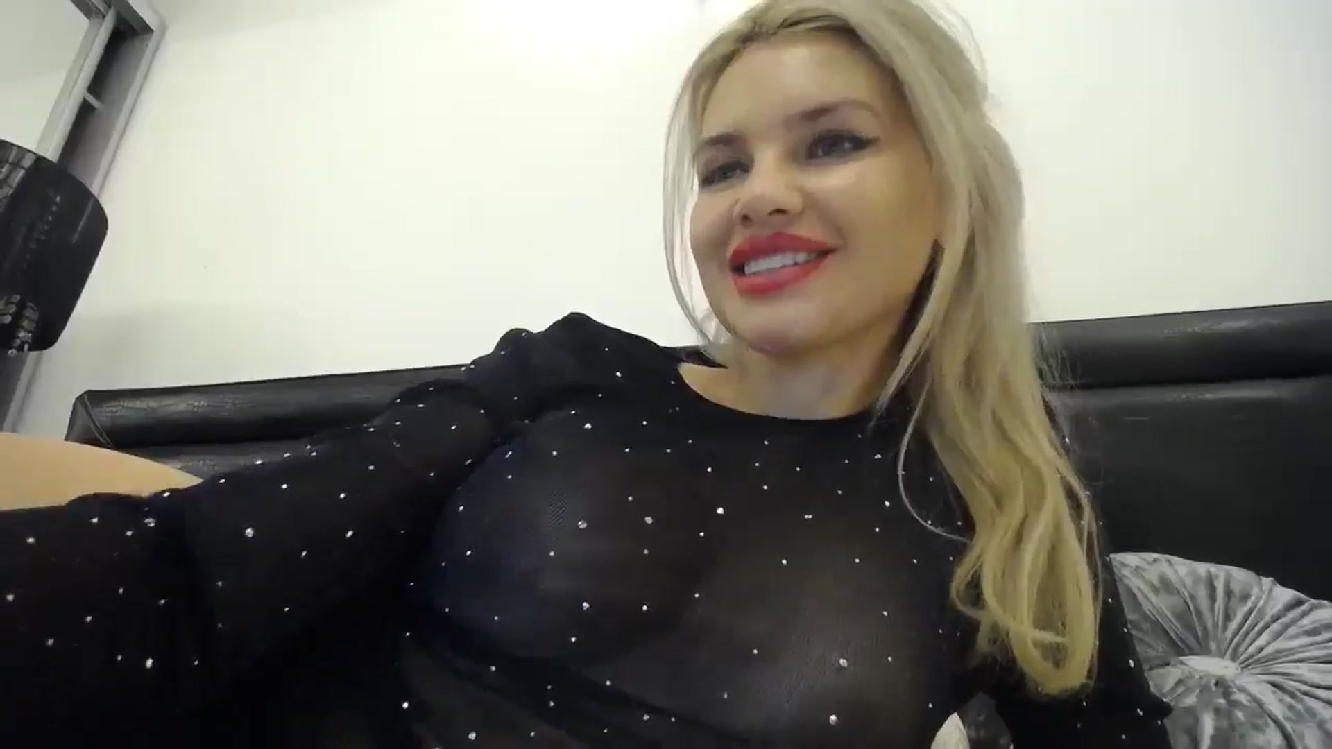 Gallery image thumbnail from Klarita's myfreecams stream on, 03/14/2026, 22:33 image 6 of 20