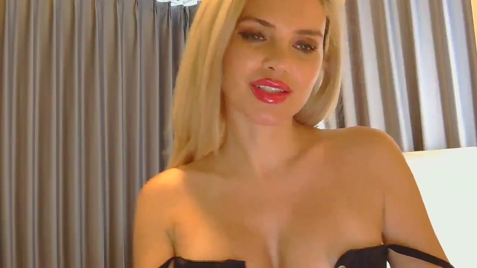 Gallery image thumbnail from Klarita's myfreecams stream on, 04/08/2026, 07:00 image 20 of 20