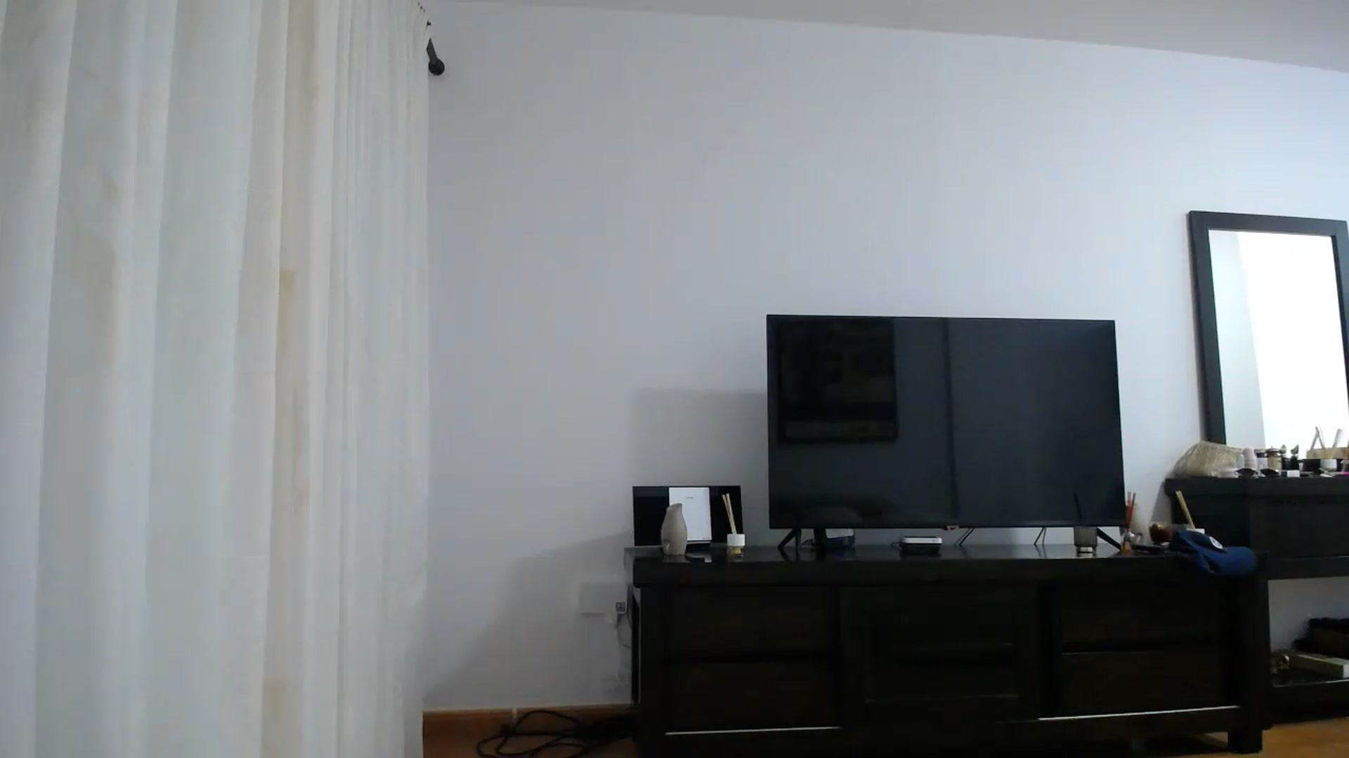 Gallery image thumbnail from Klarita's myfreecams stream on, 06/19/2026, 20:17 image 19 of 20