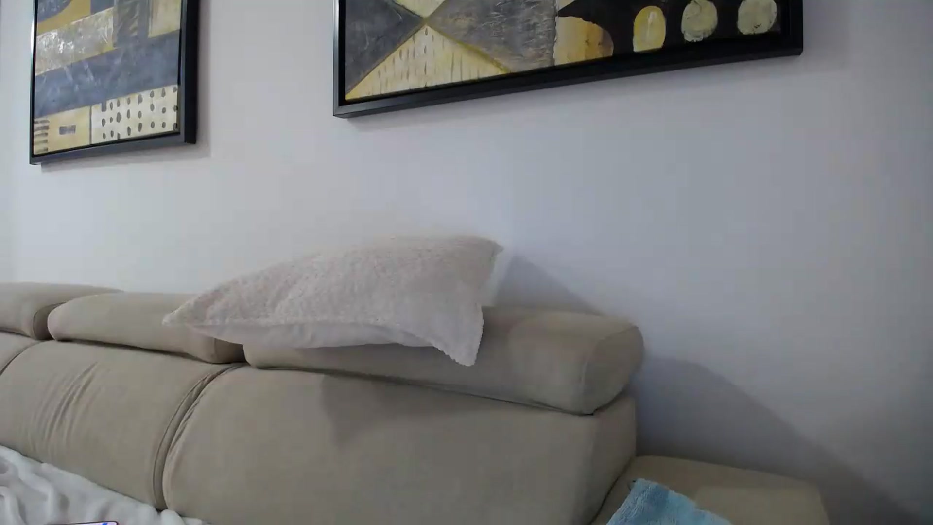 Gallery image thumbnail from Klarita's myfreecams stream on, 06/19/2026, 20:17 image 3 of 20
