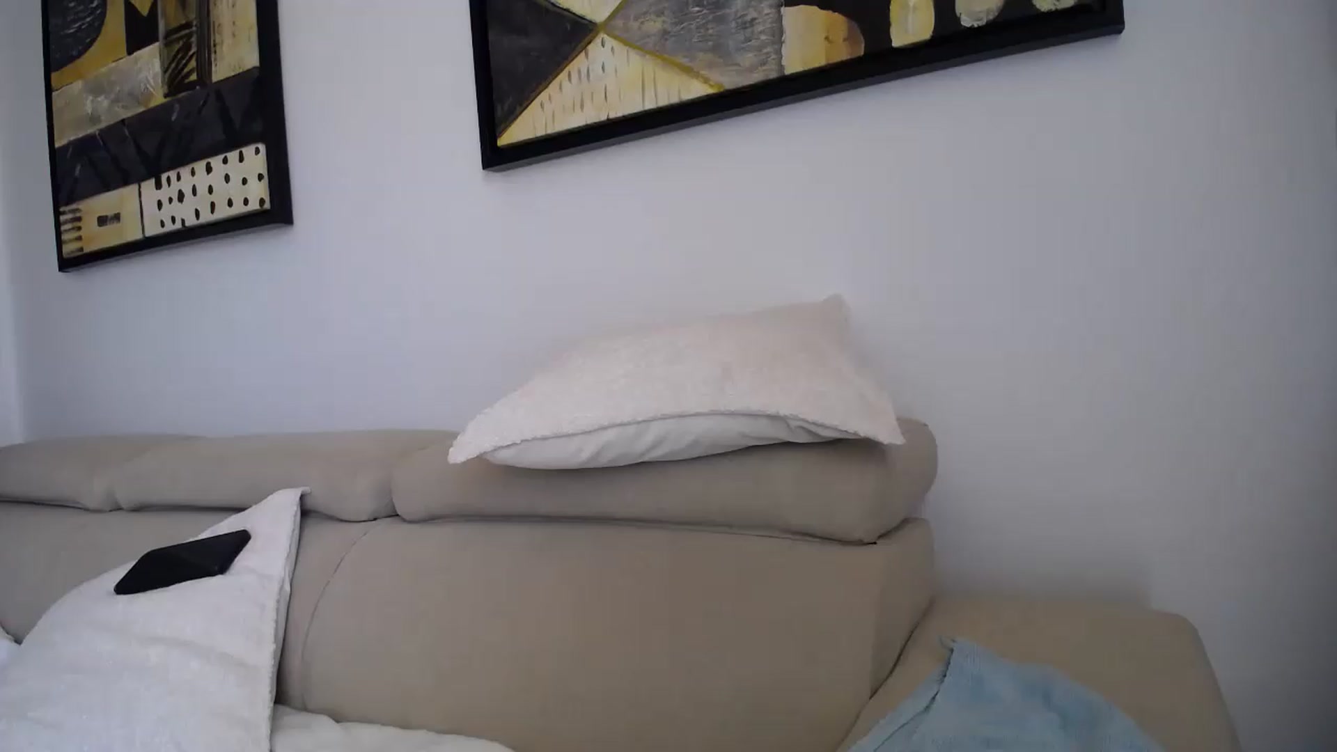 Gallery image thumbnail from Klarita's myfreecams stream on, 06/20/2026, 13:35 image 11 of 20
