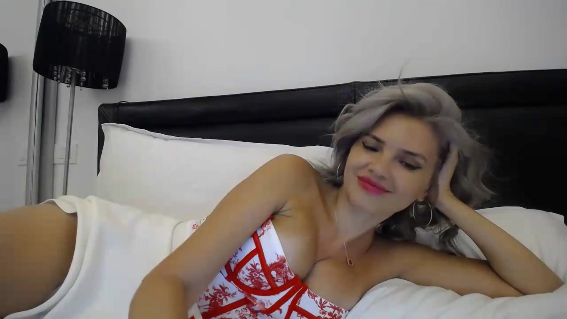 Gallery image thumbnail from Klarita's myfreecams stream on, 08/14/2026, 22:37 image 19 of 20