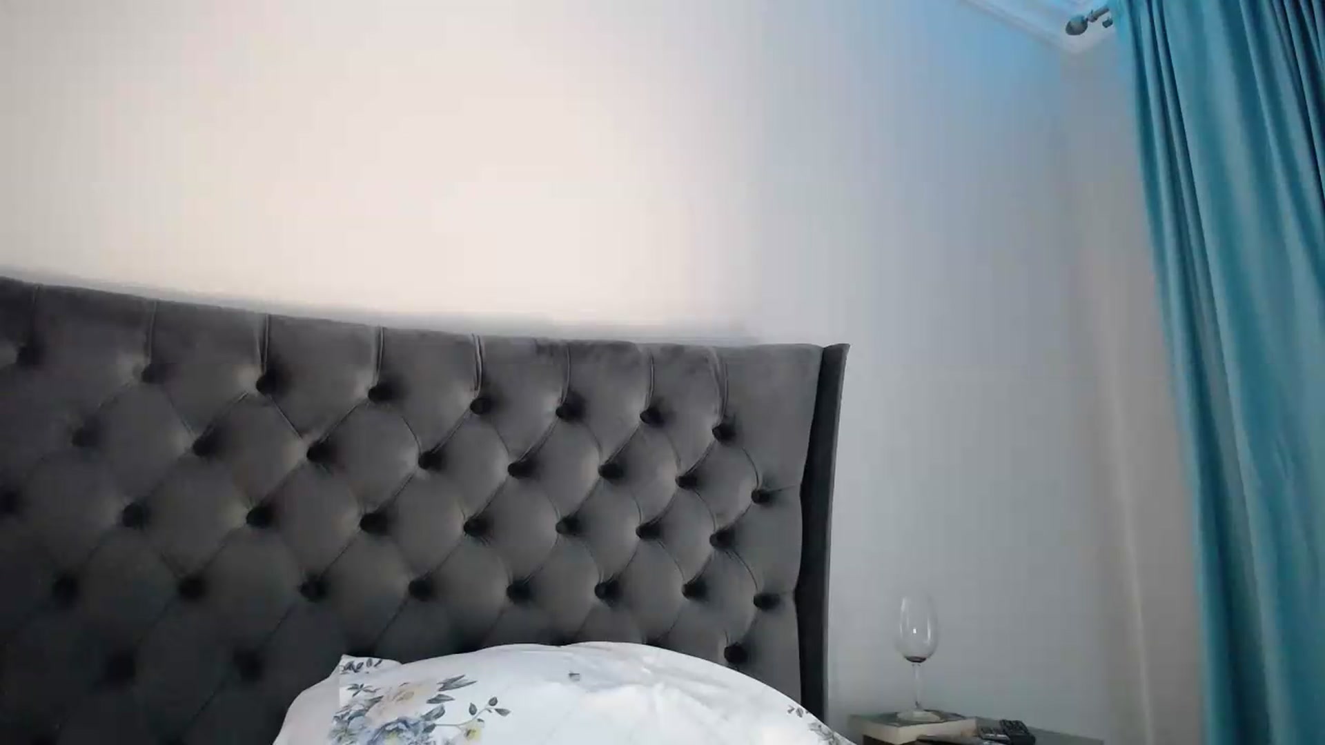 Gallery image thumbnail from Klarita's myfreecams stream on, 09/01/2026, 17:26 image 7 of 20