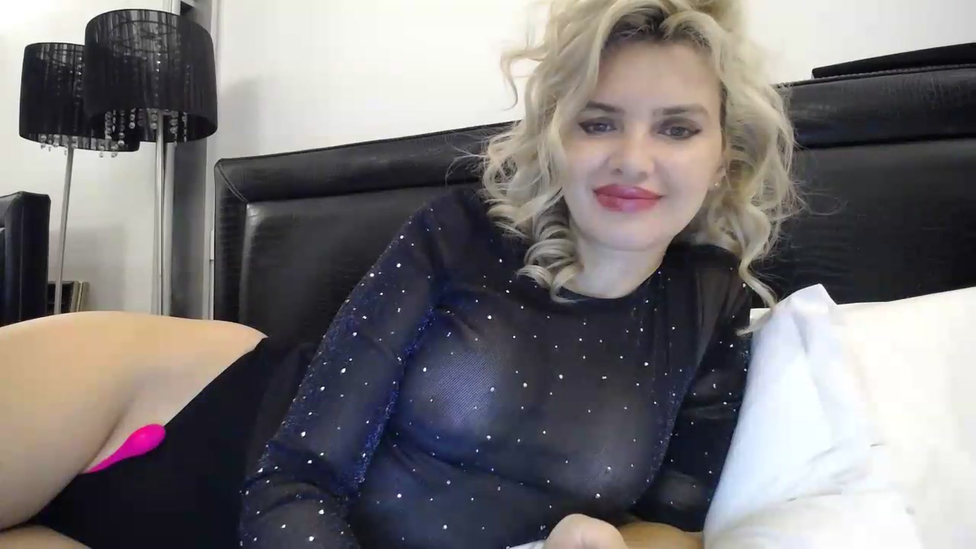 Gallery image thumbnail from Klarita's myfreecams stream on, 09/22/2026, 22:12 image 14 of 20