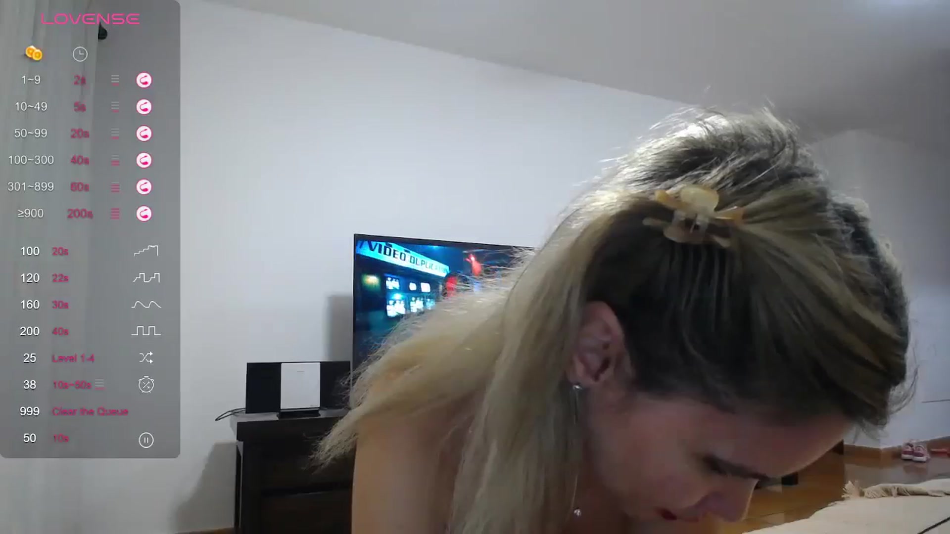 Gallery image thumbnail from Klarita_'s myfreecams stream on, 12/05/2023, 23:29 image 13 of 20