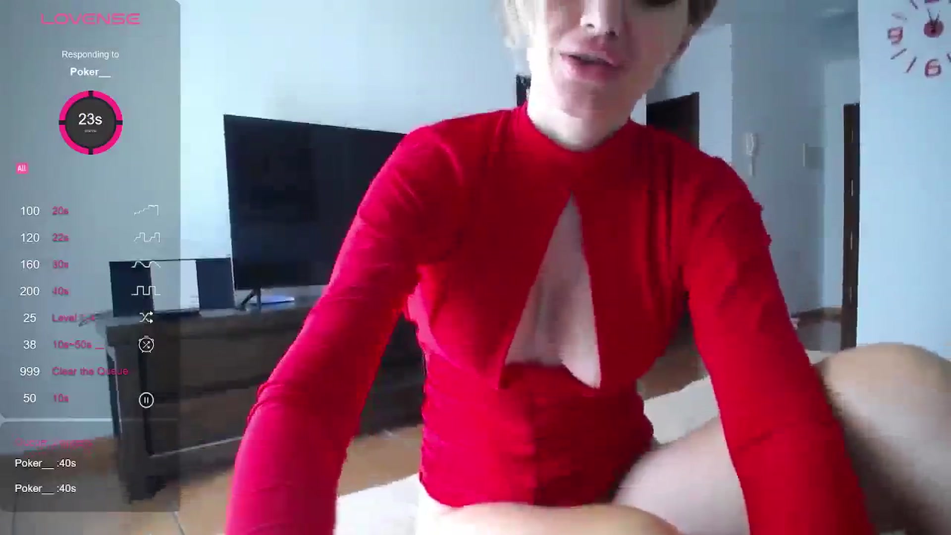 Gallery image thumbnail from Klarita_'s myfreecams stream on, 12/10/2023, 15:40 image 12 of 20