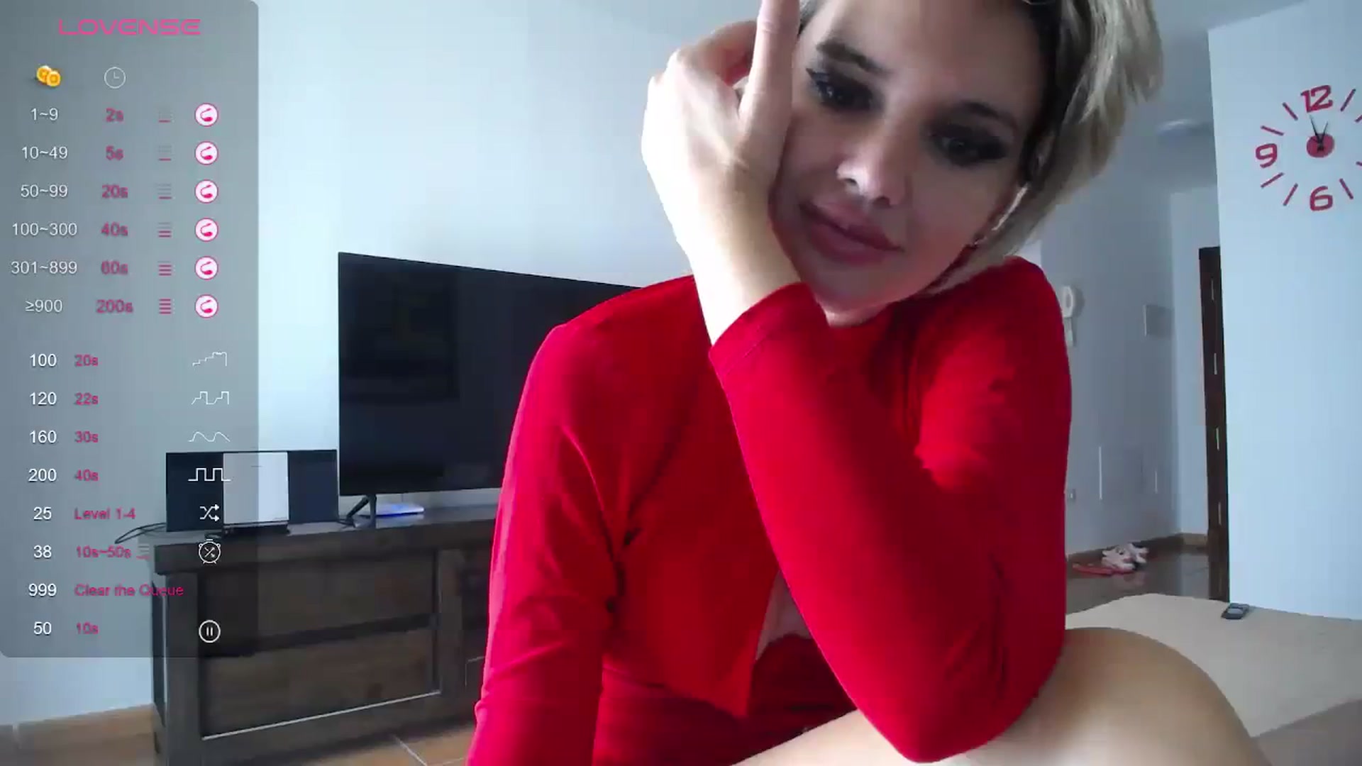 Gallery image thumbnail from Klarita_'s myfreecams stream on, 12/10/2023, 15:40 image 17 of 20