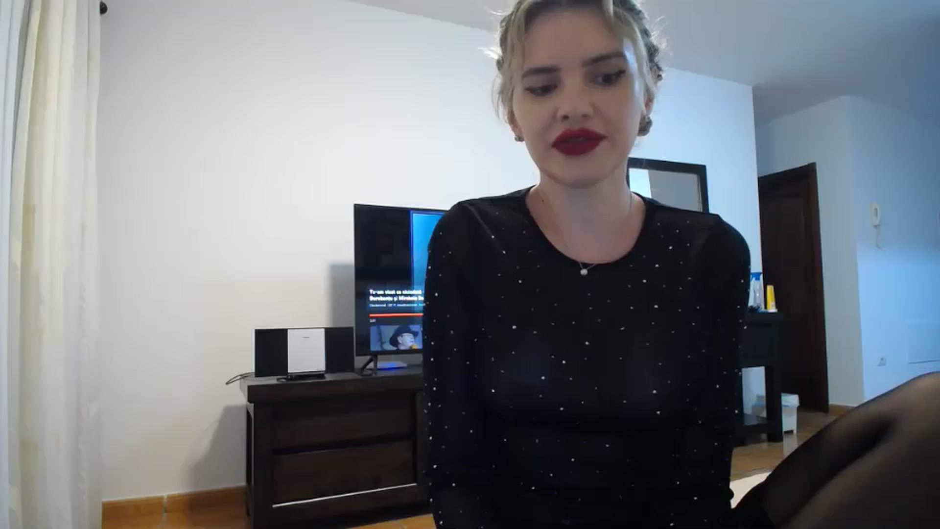 Gallery image thumbnail from Klarita_'s myfreecams stream on, 12/14/2023, 22:23 image 13 of 20