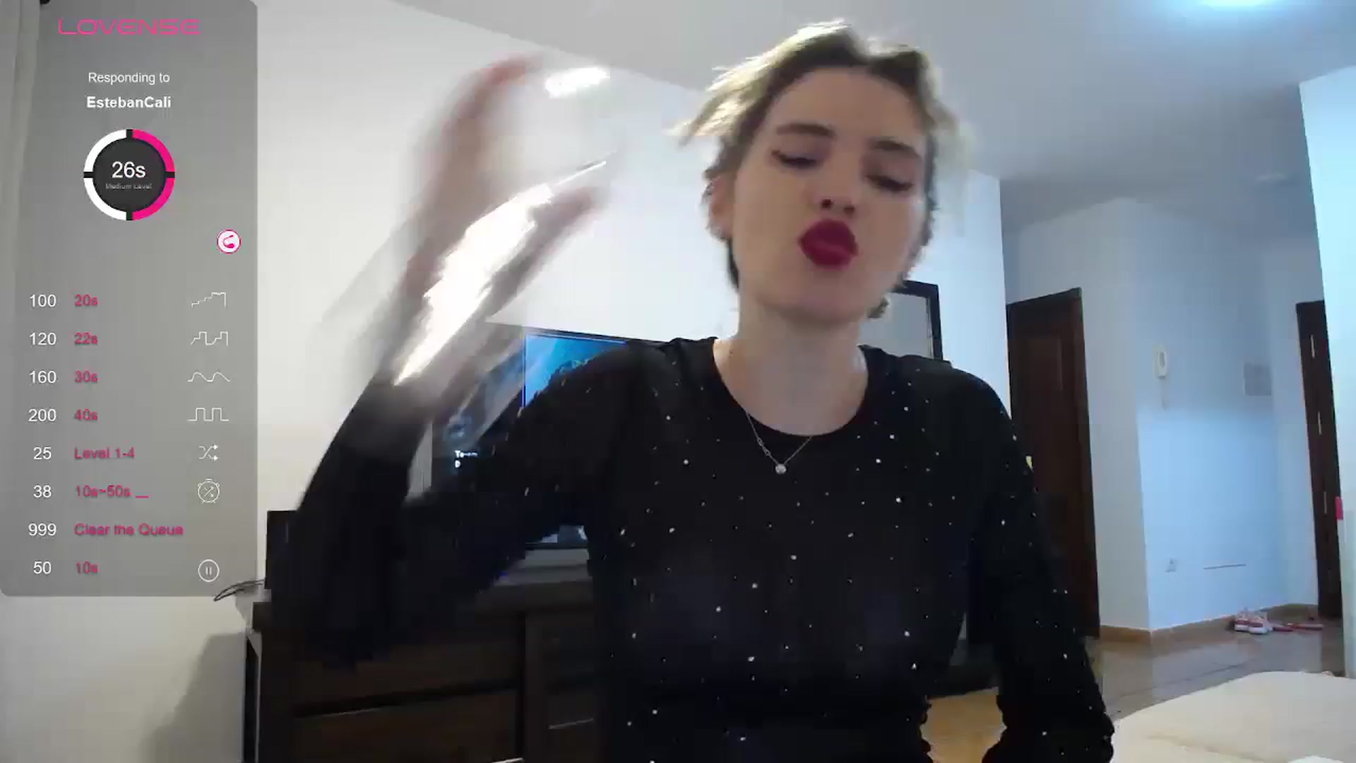 Gallery image thumbnail from Klarita_'s myfreecams stream on, 12/14/2023, 23:14 image 9 of 20