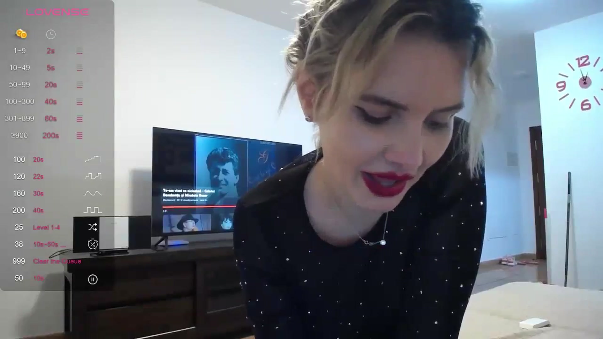 Gallery image thumbnail from Klarita_'s myfreecams stream on, 12/14/2023, 23:14 image 20 of 20