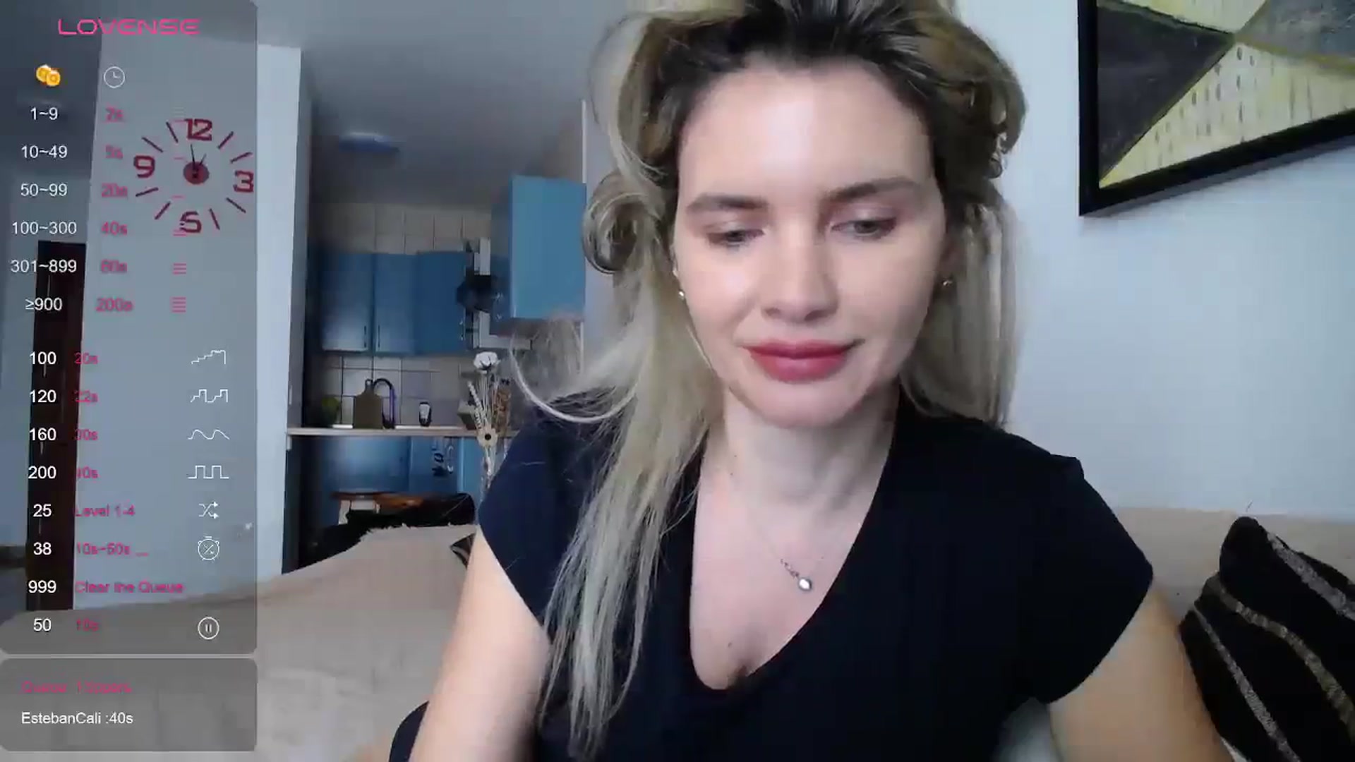 Gallery image thumbnail from Klarita_'s myfreecams stream on, 12/18/2023, 15:09 image 18 of 20