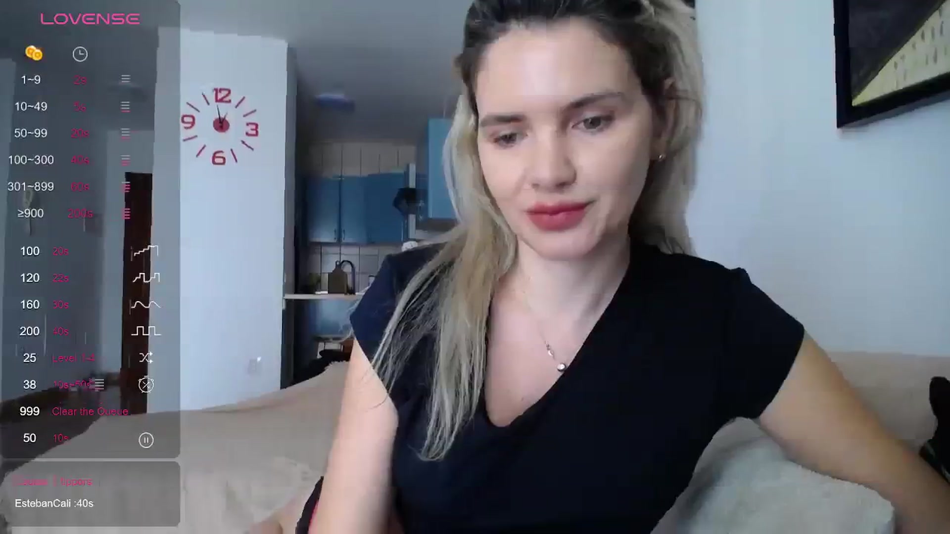 Gallery image thumbnail from Klarita_'s myfreecams stream on, 12/18/2023, 15:09 image 2 of 20